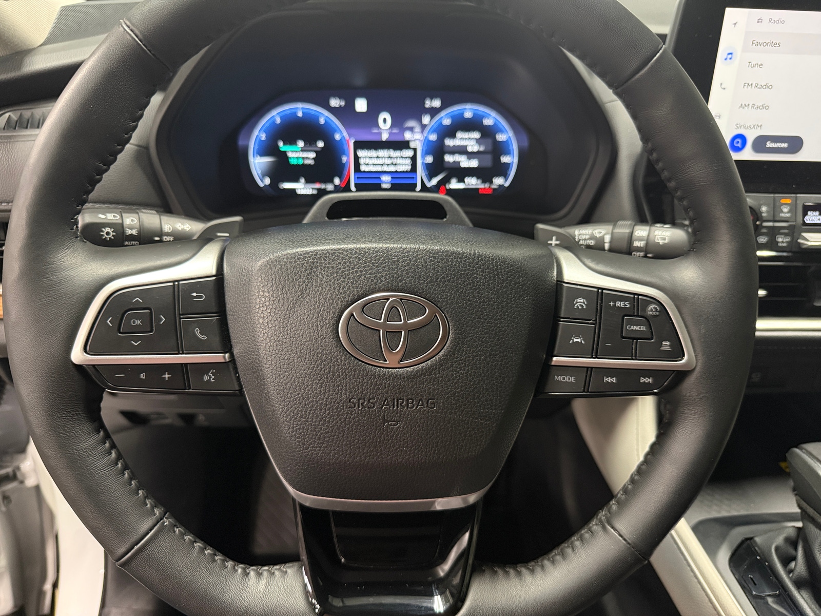 Thumbnail: 2025 Toyota Grand Highlander - 4