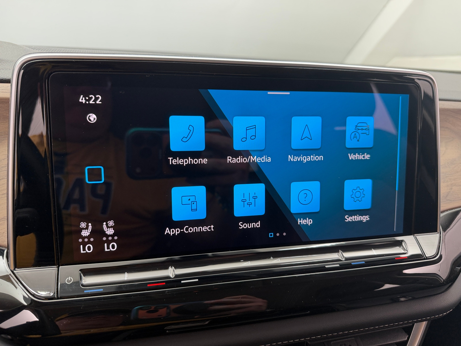 Thumbnail: 2025 Volkswagen Atlas - 3
