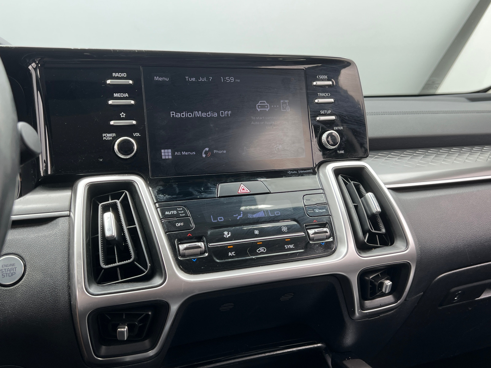 Thumbnail: 2021 Kia Sorento - 3