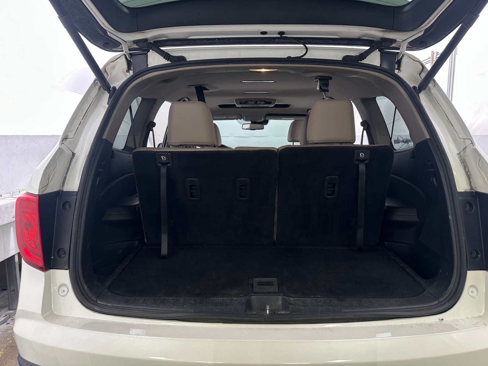 Thumbnail: 2016 Honda Pilot - 6
