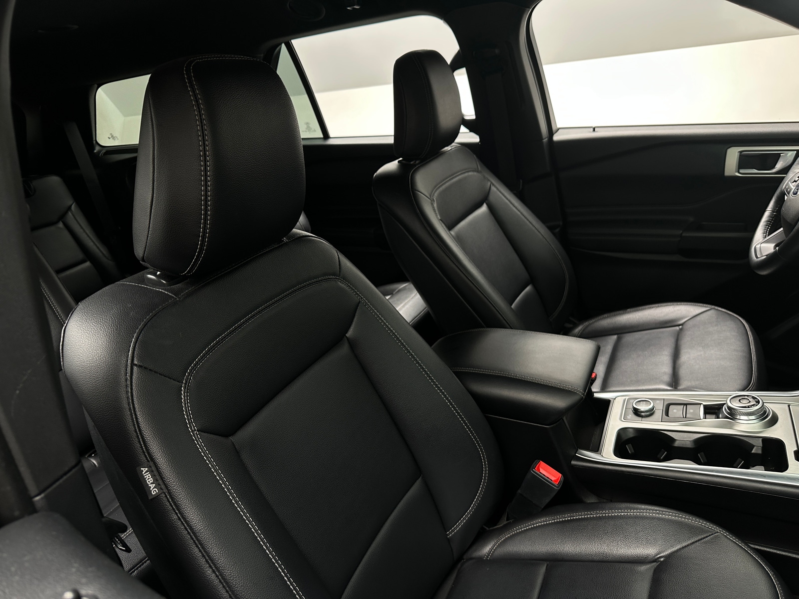 Thumbnail: 2020 Ford Explorer - 2