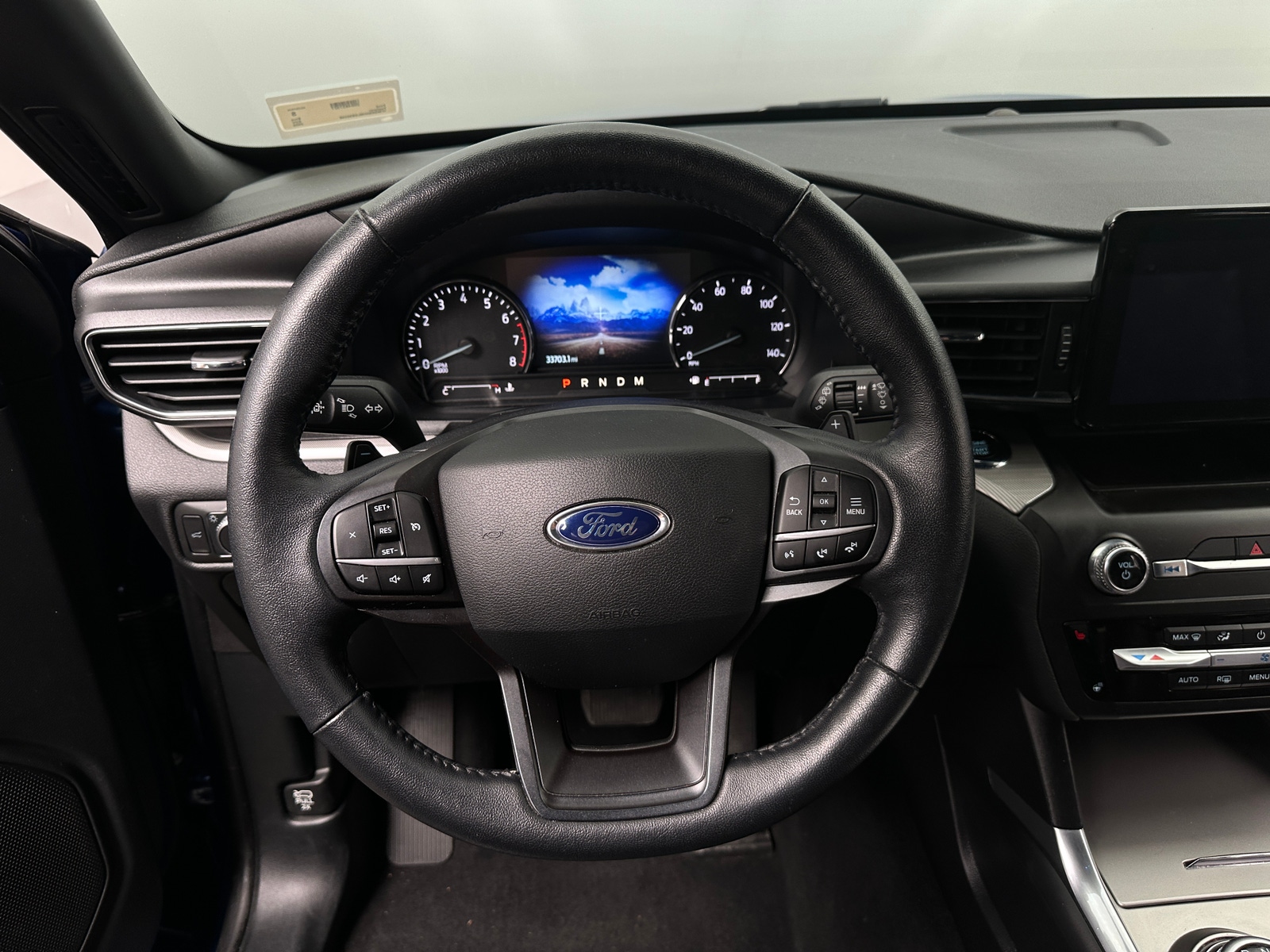 Thumbnail: 2020 Ford Explorer - 5