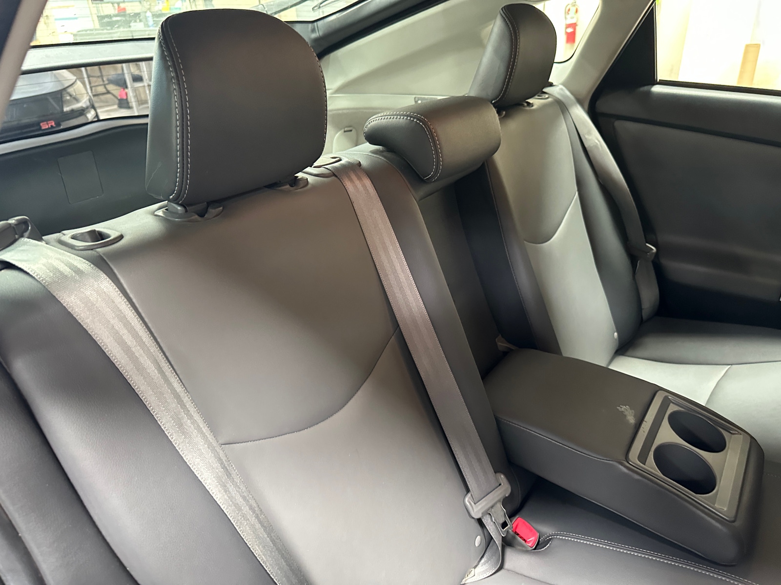 Thumbnail: 2014 Toyota Prius - 6