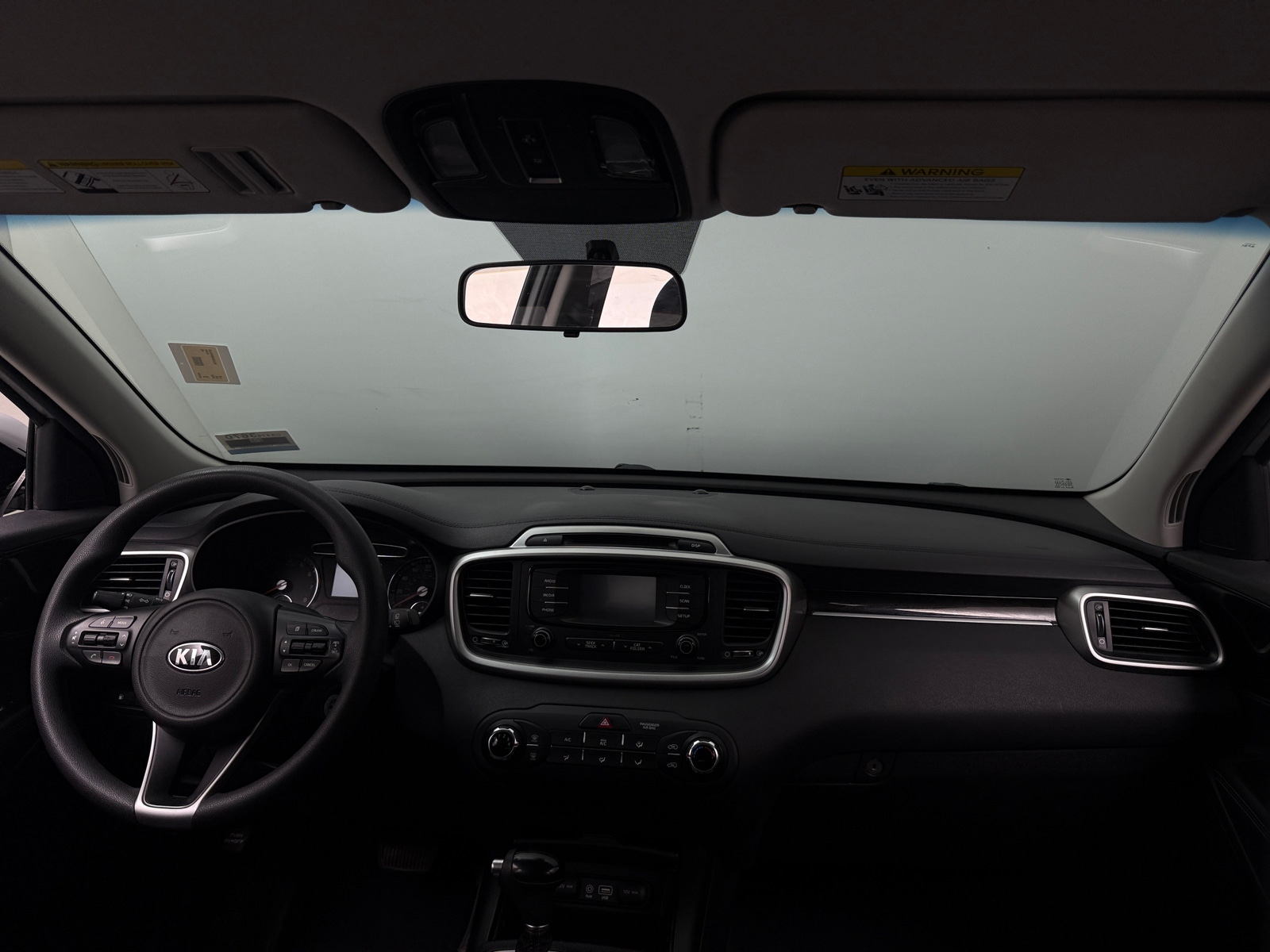 Thumbnail: 2017 Kia Sorento - 3