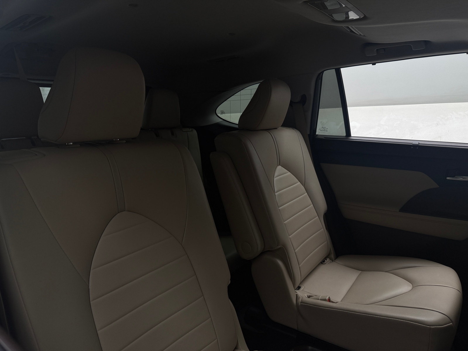 Thumbnail: 2021 Toyota Highlander - 5