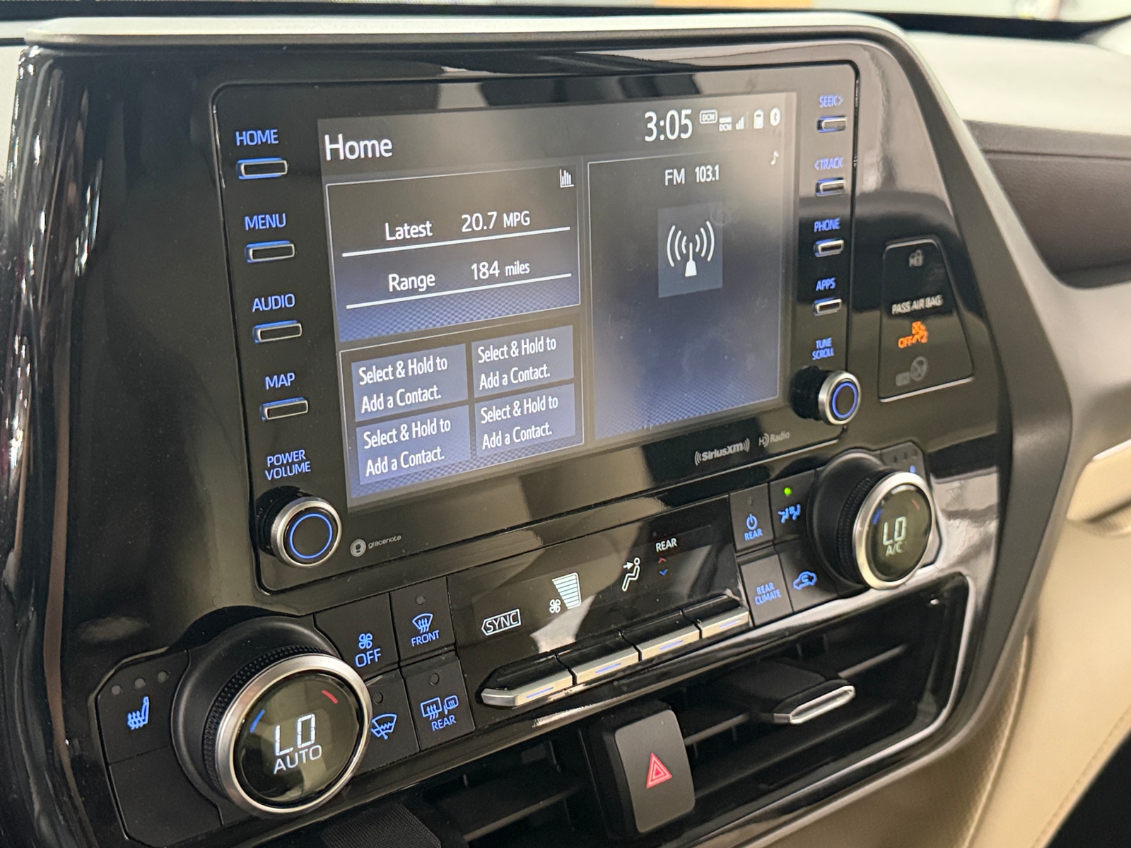 Thumbnail: 2021 Toyota Highlander - 3
