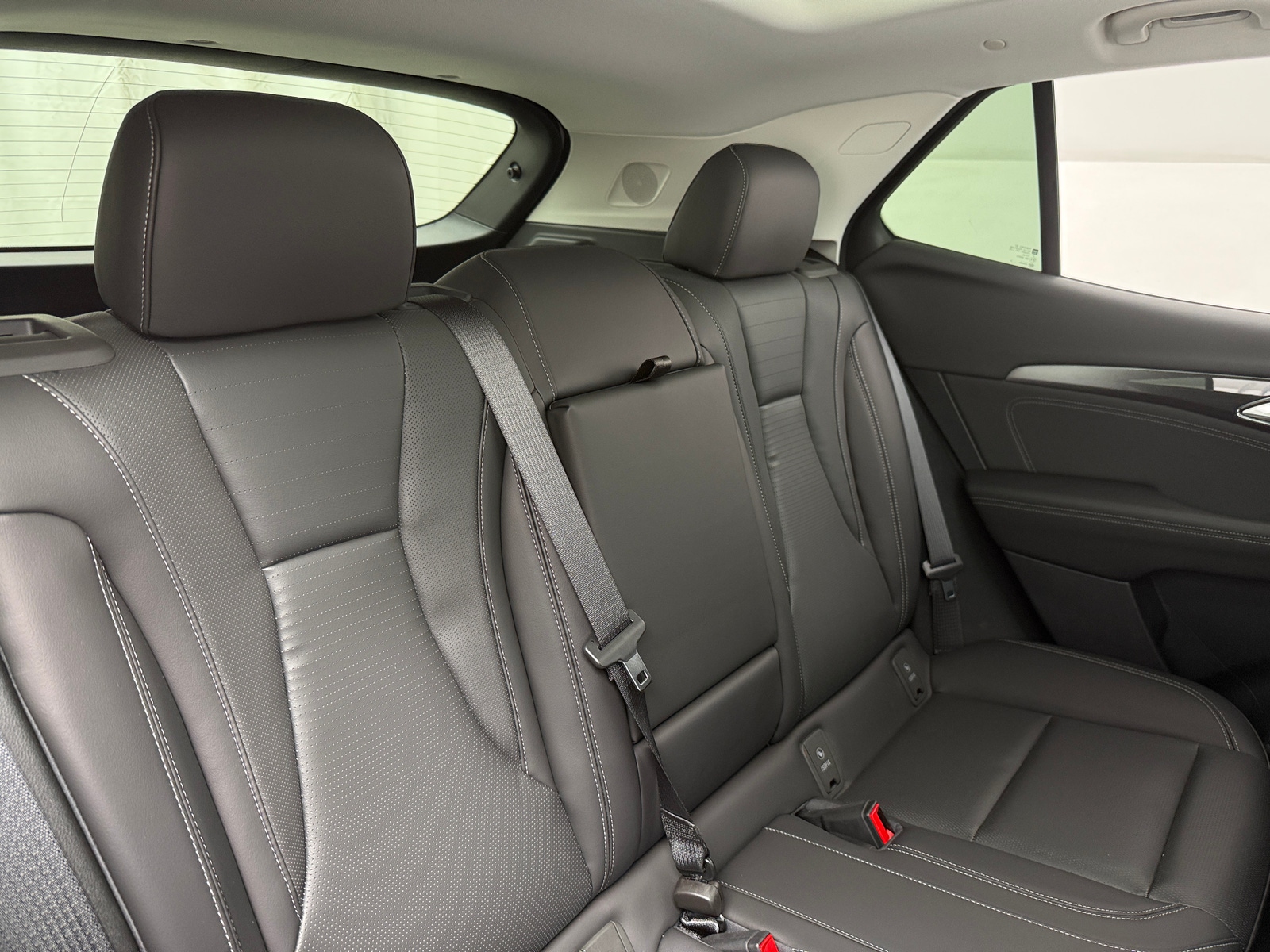 Thumbnail: 2025 Buick Envision - 5