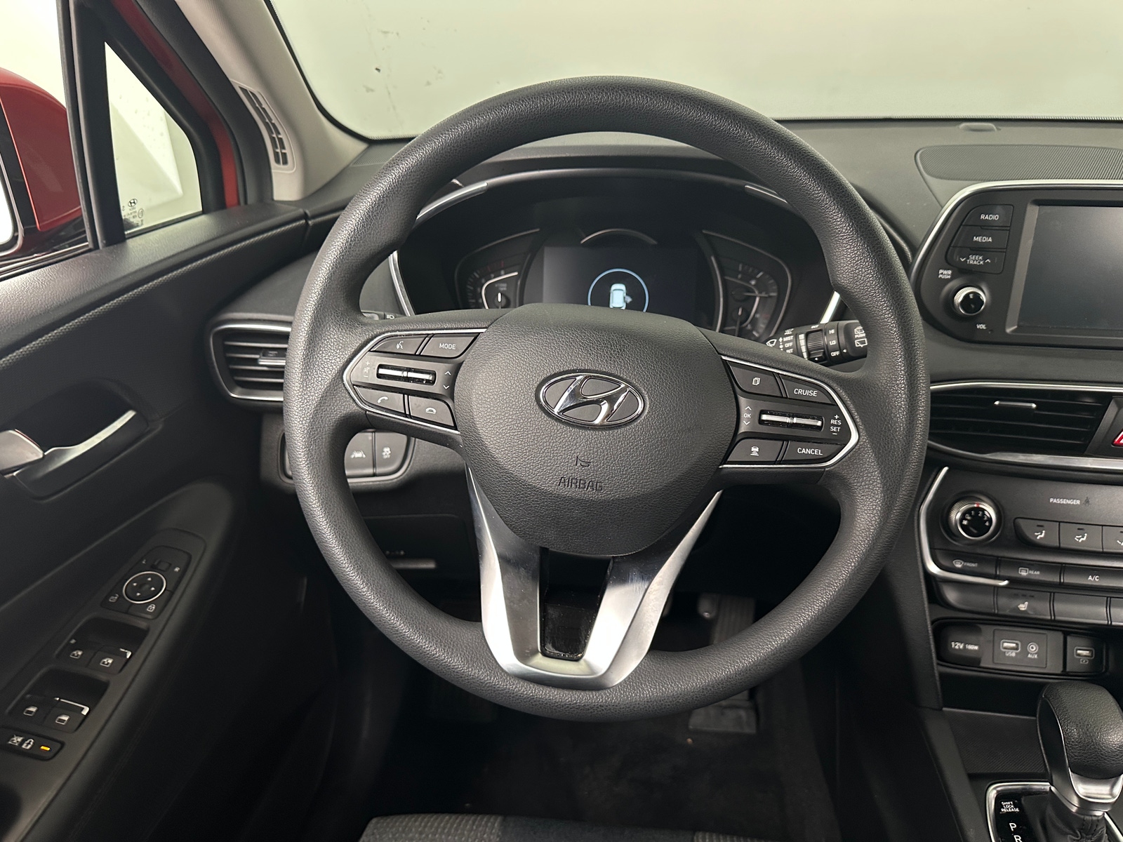 Thumbnail: 2019 Hyundai Santa Fe - 5