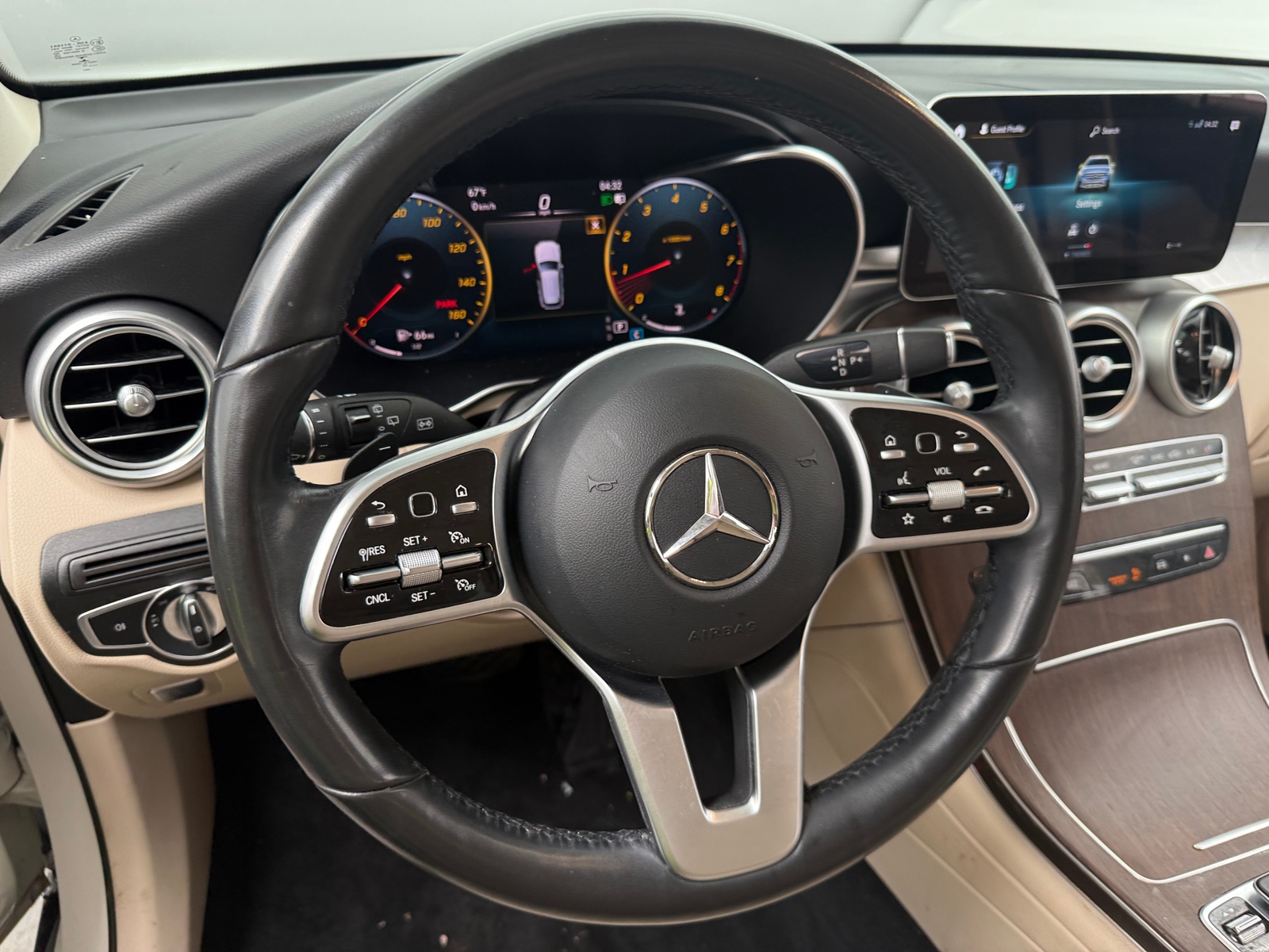 Thumbnail: 2022 Mercedes-Benz GLC - 4