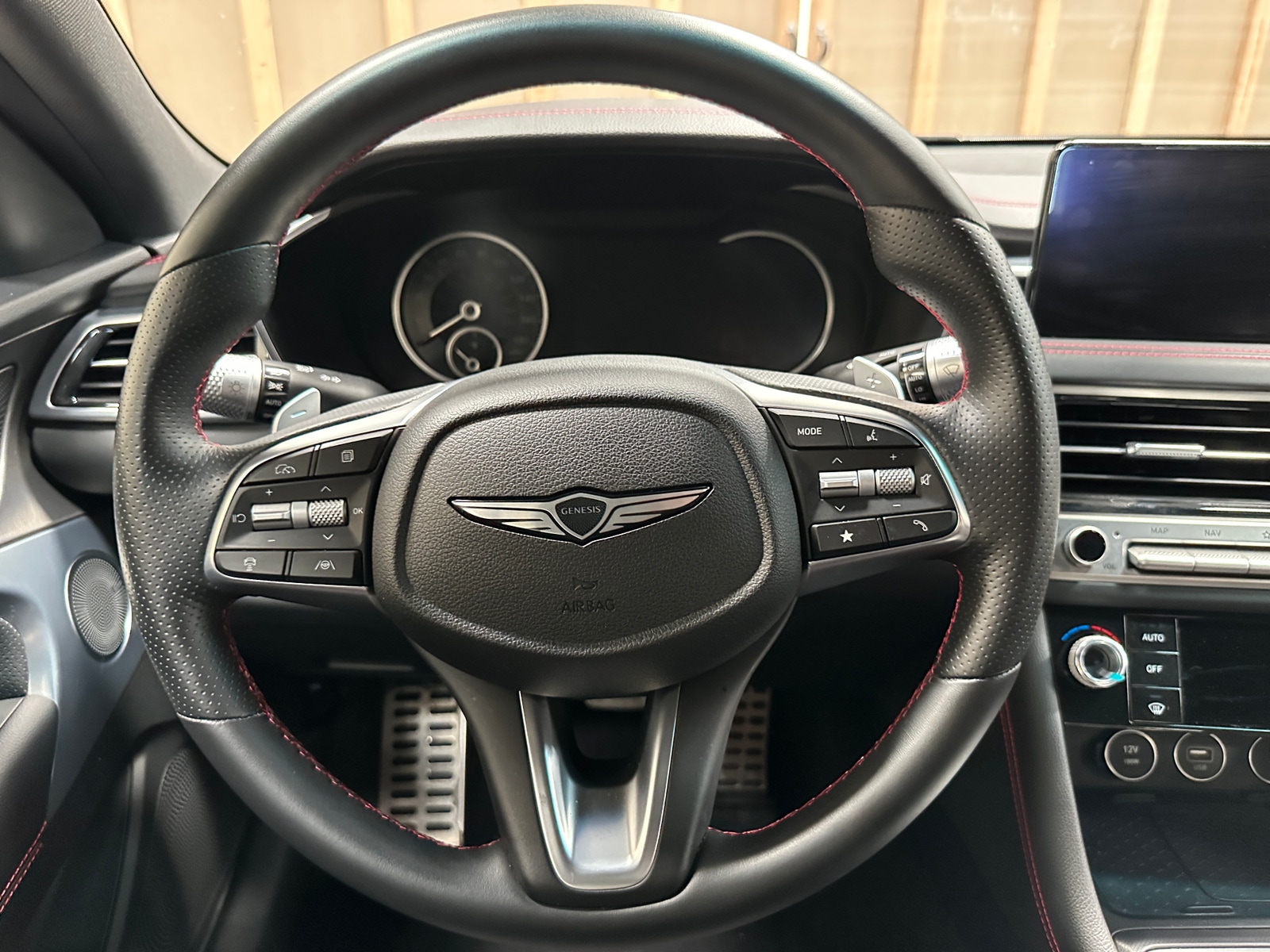 Thumbnail: 2024 Genesis G70 - 4