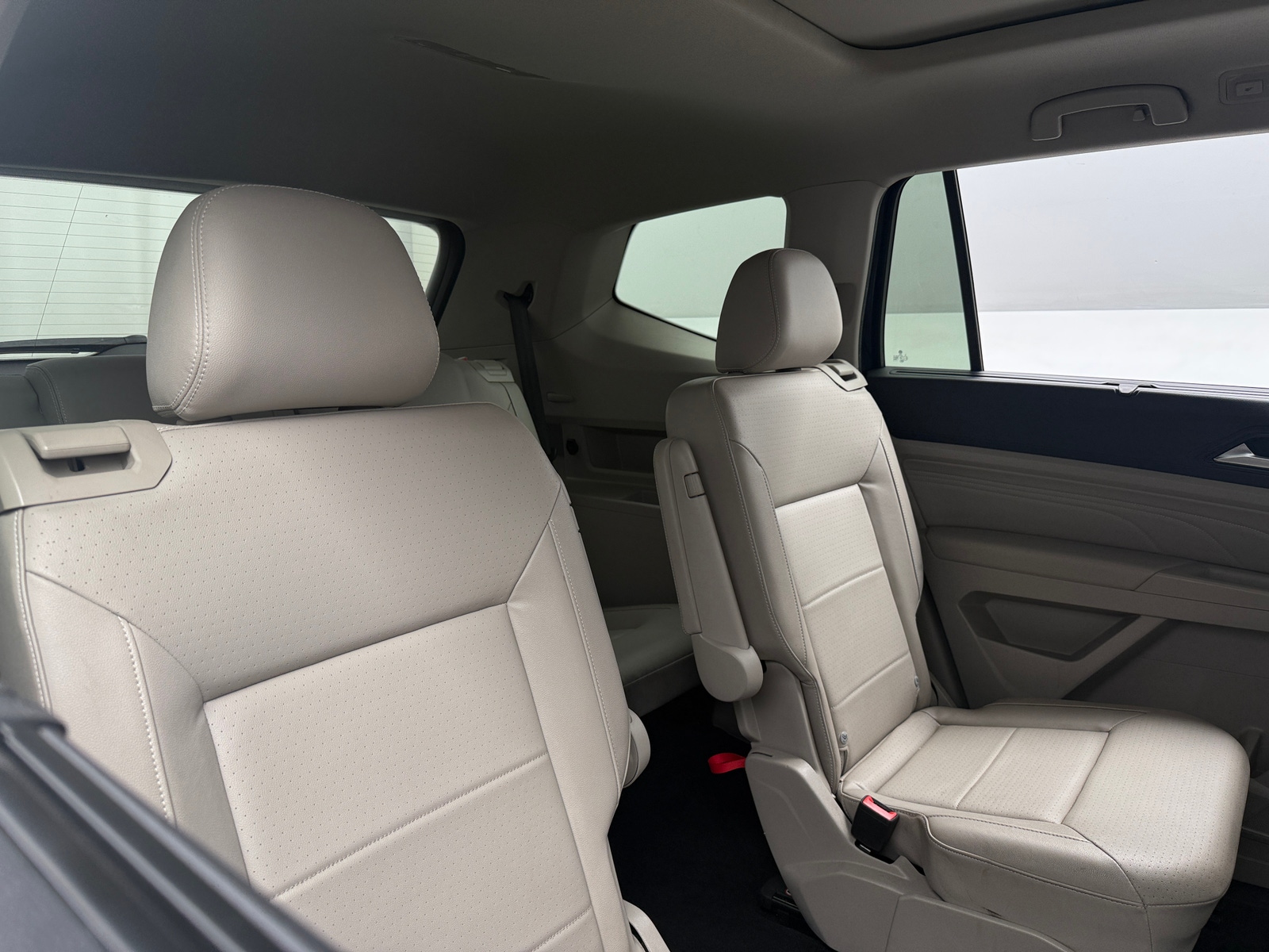 Thumbnail: 2021 Volkswagen Atlas - 6