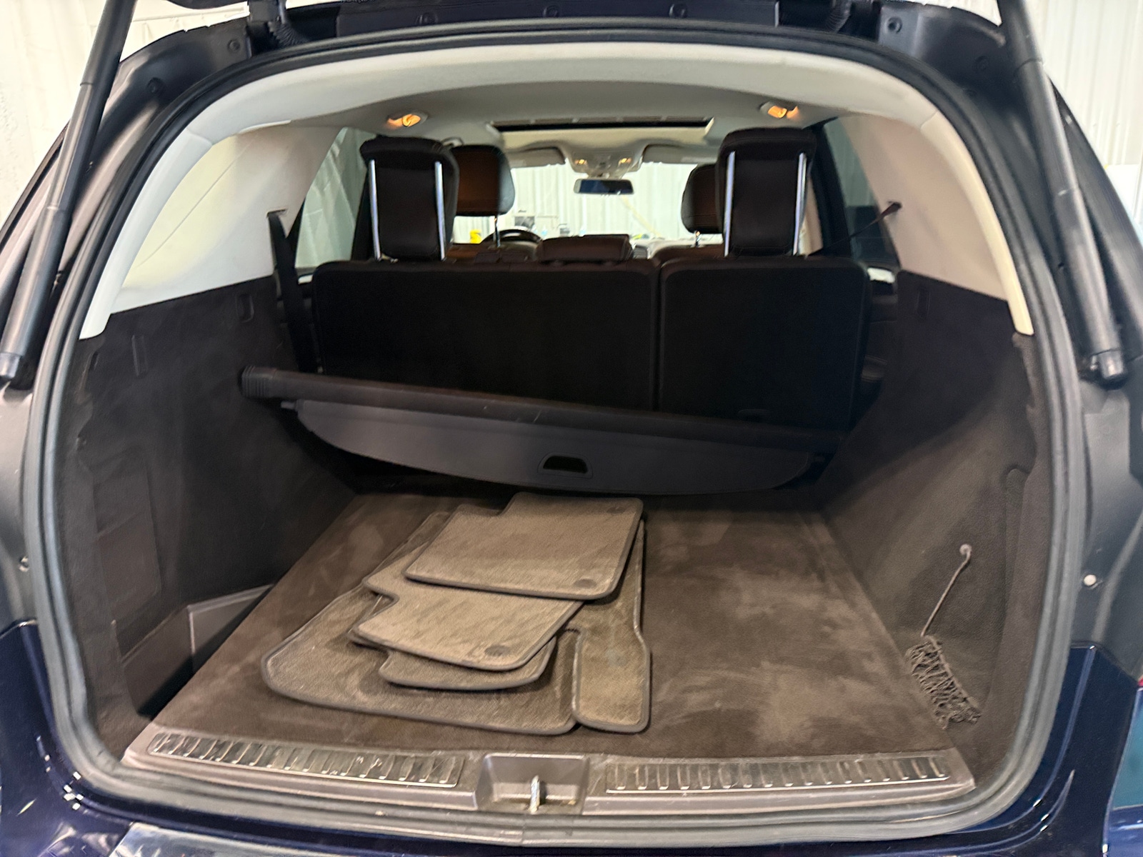 Thumbnail: 2017 Mercedes-Benz GLE - 6