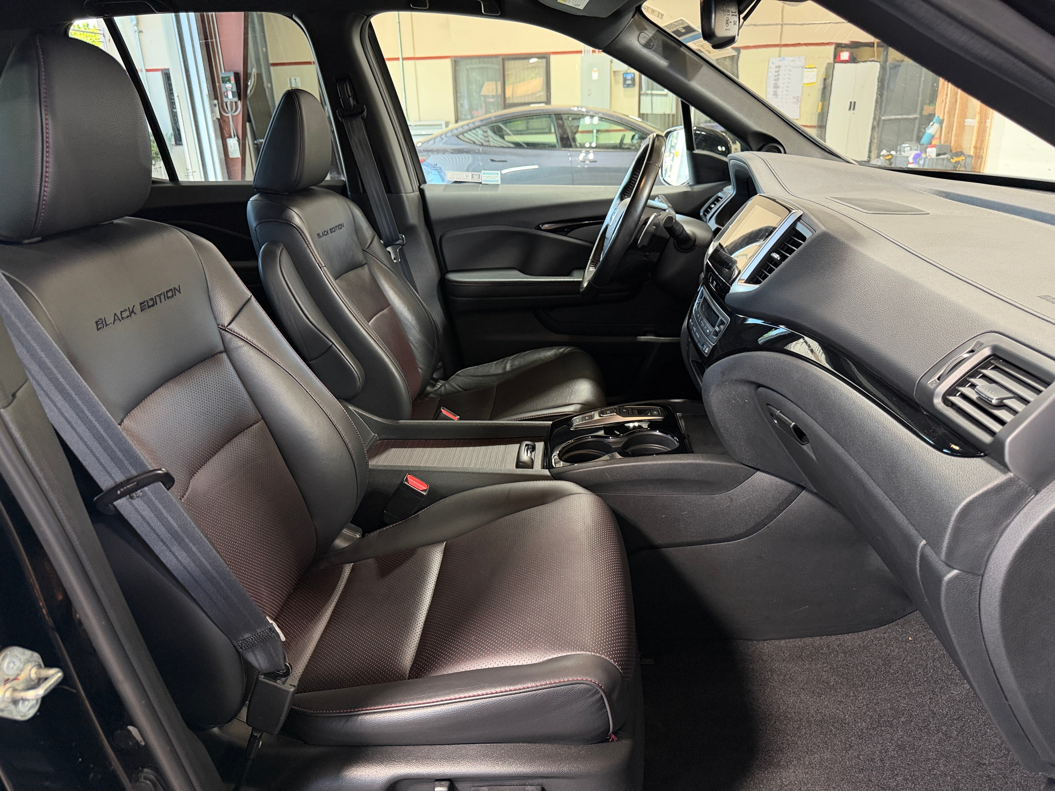 2020 Honda Ridgeline Black Edition - Photo 3
