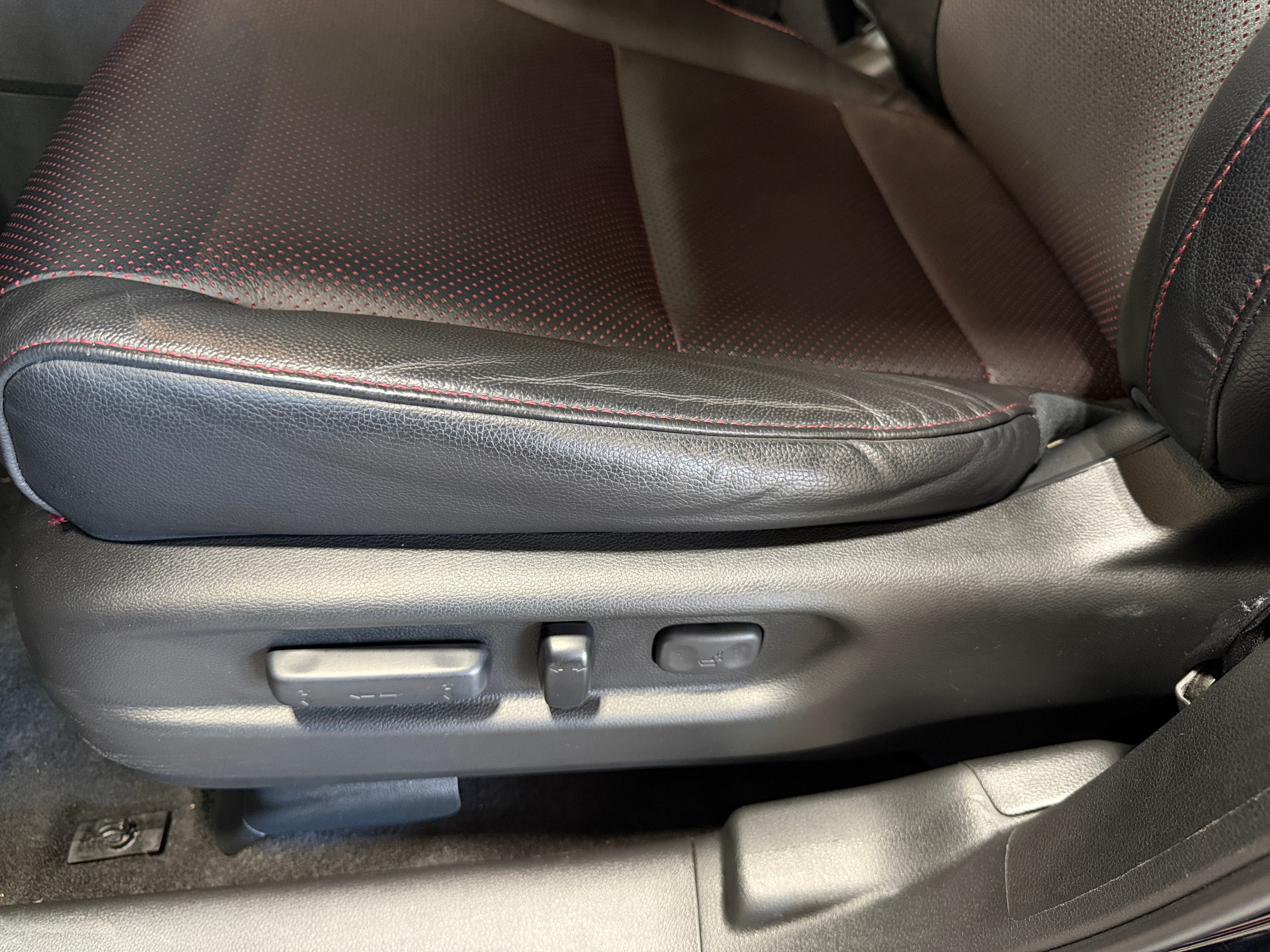 2020 Honda Ridgeline Black Edition - Photo 12