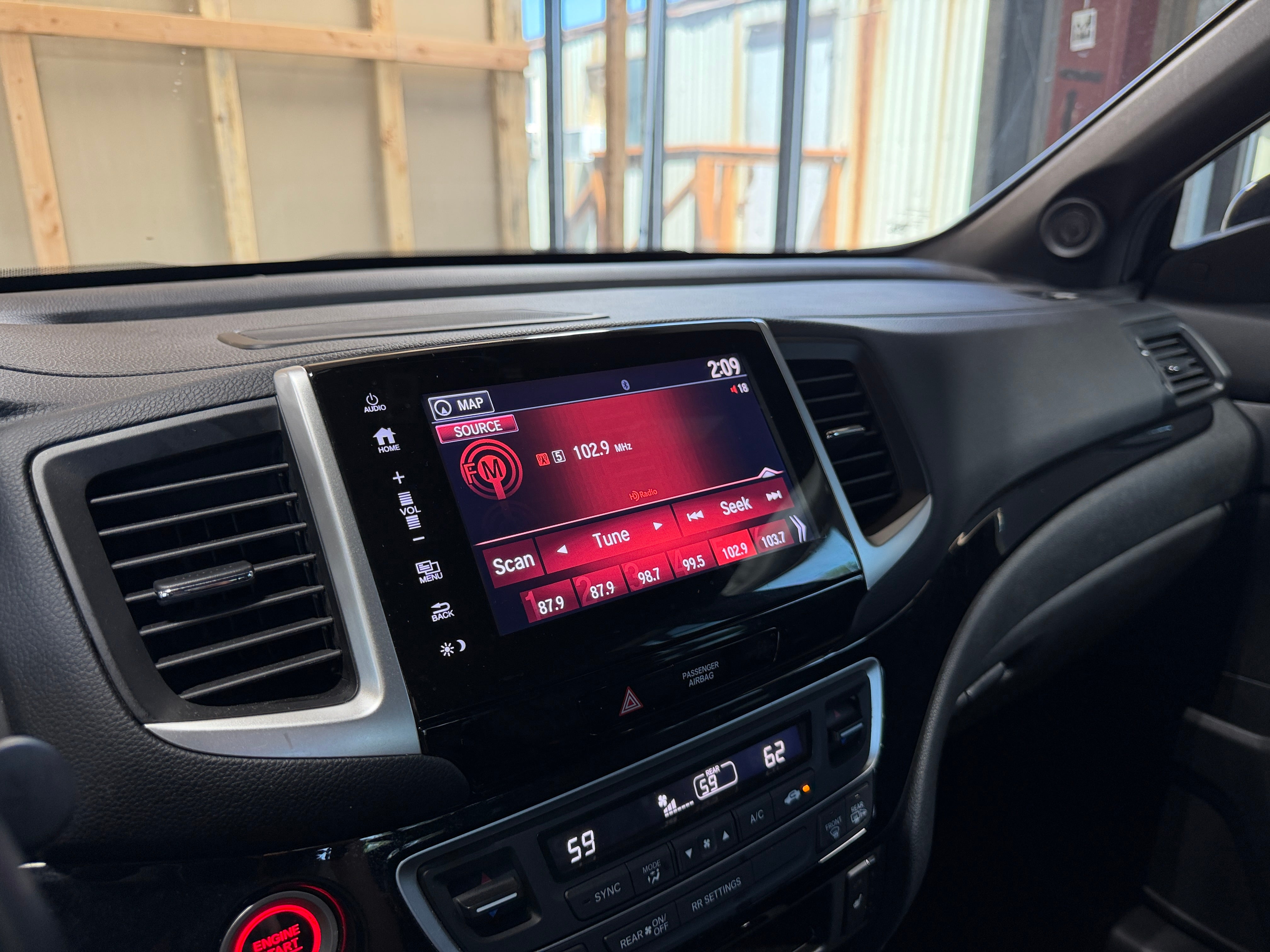 2020 Honda Ridgeline Black Edition - Photo 15