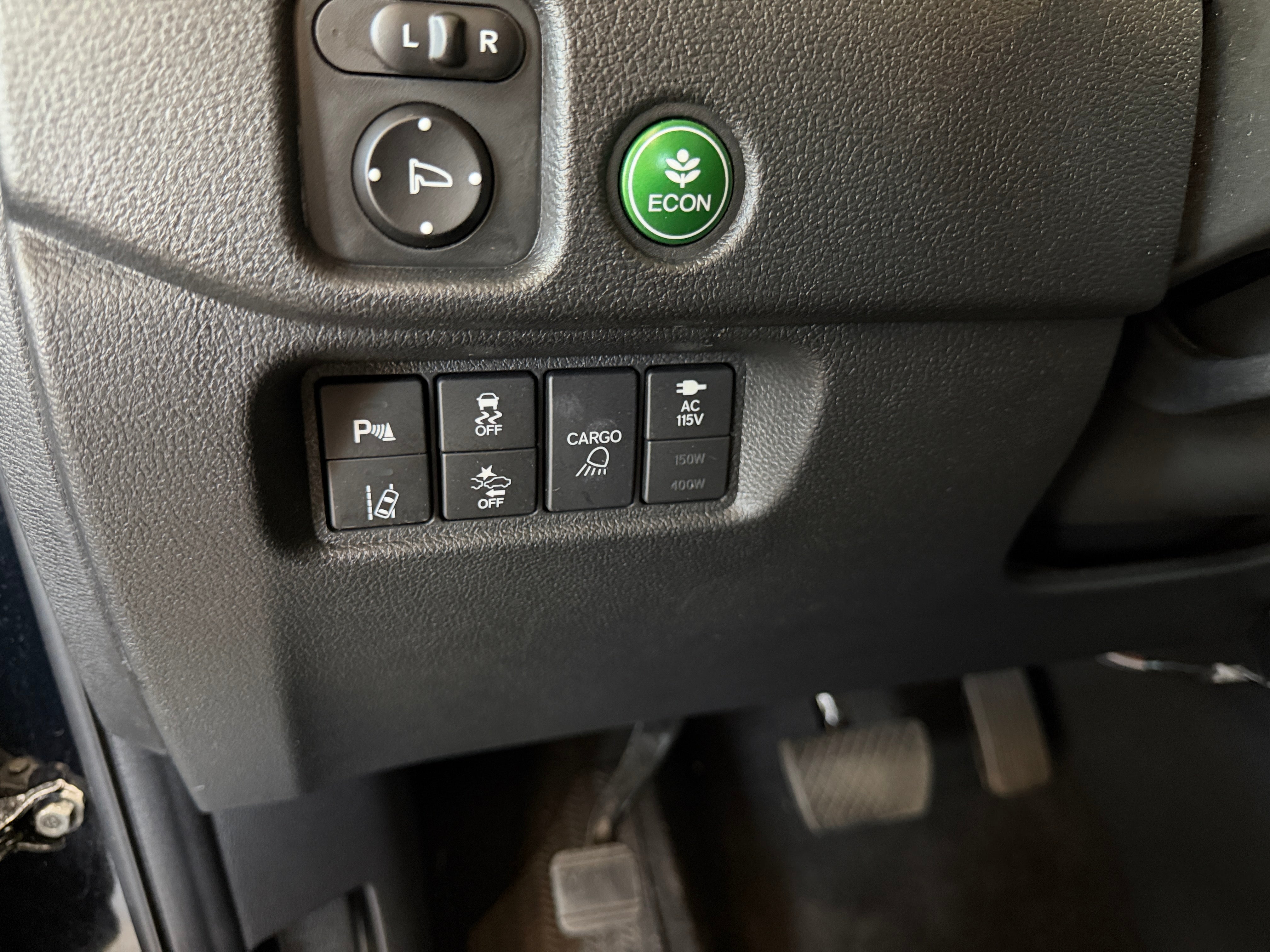2020 Honda Ridgeline Black Edition - Photo 21