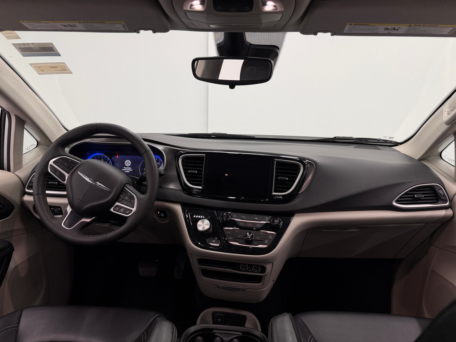 Thumbnail: 2024 Chrysler Pacifica - 2