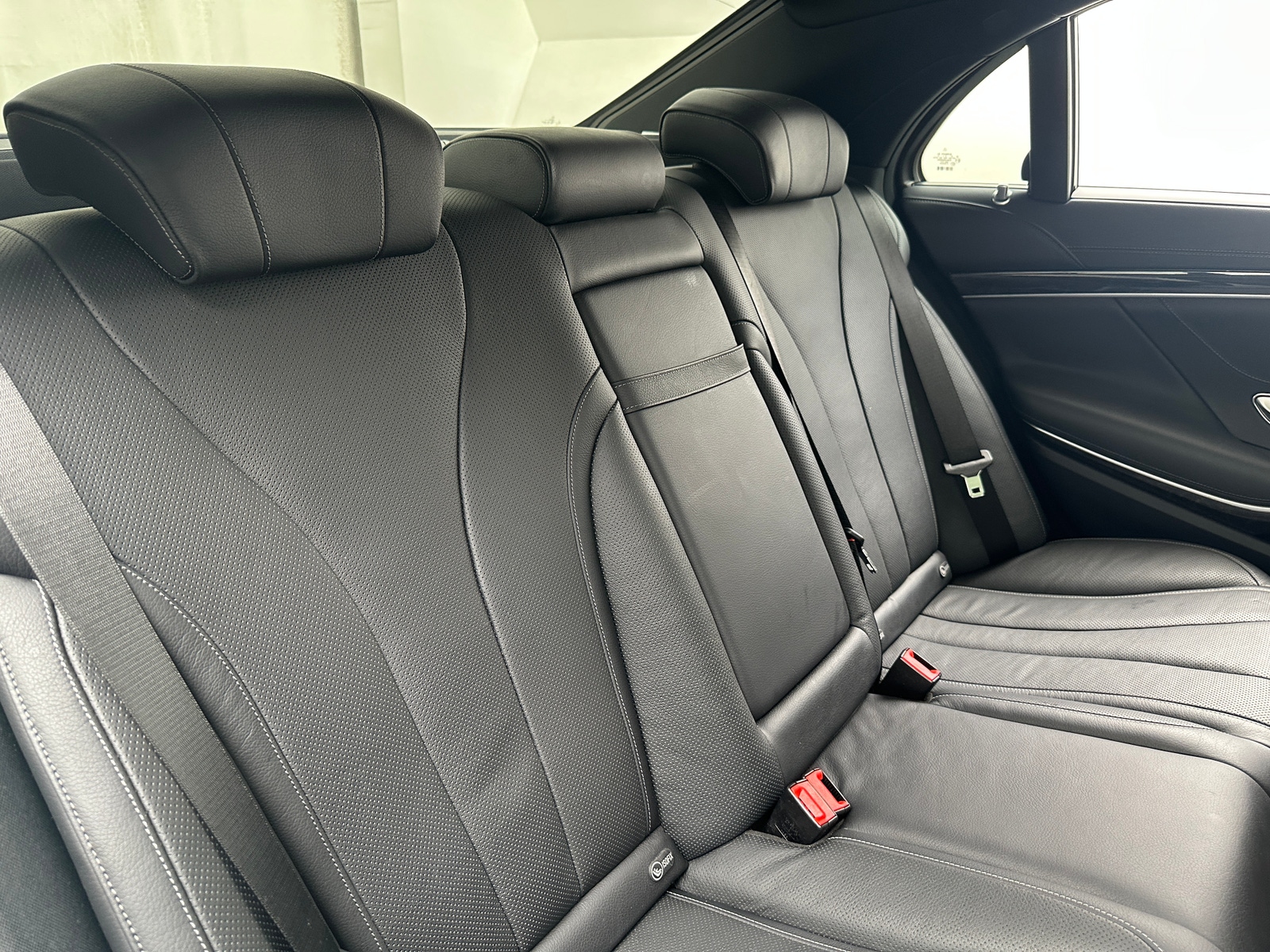 Thumbnail: 2017 Mercedes-Benz S-Class - 6