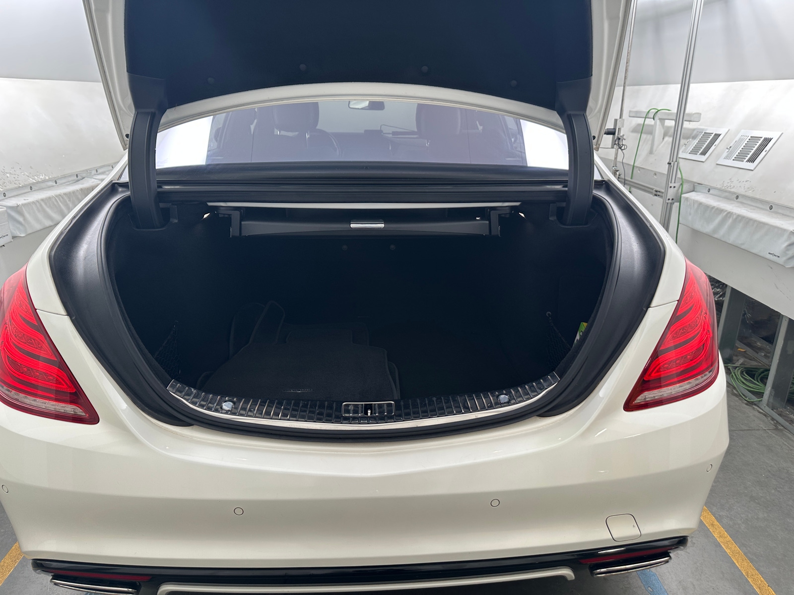 Thumbnail: 2017 Mercedes-Benz S-Class - 7