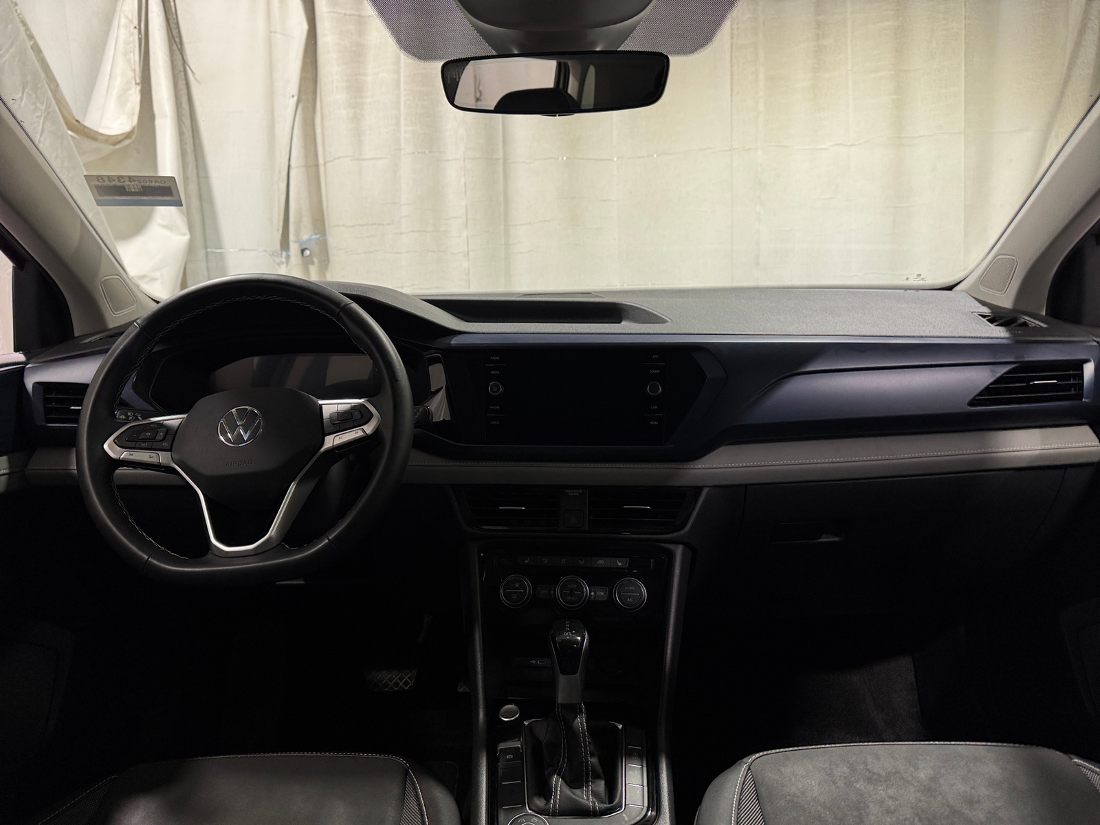 Thumbnail: 2024 Volkswagen Taos - 3