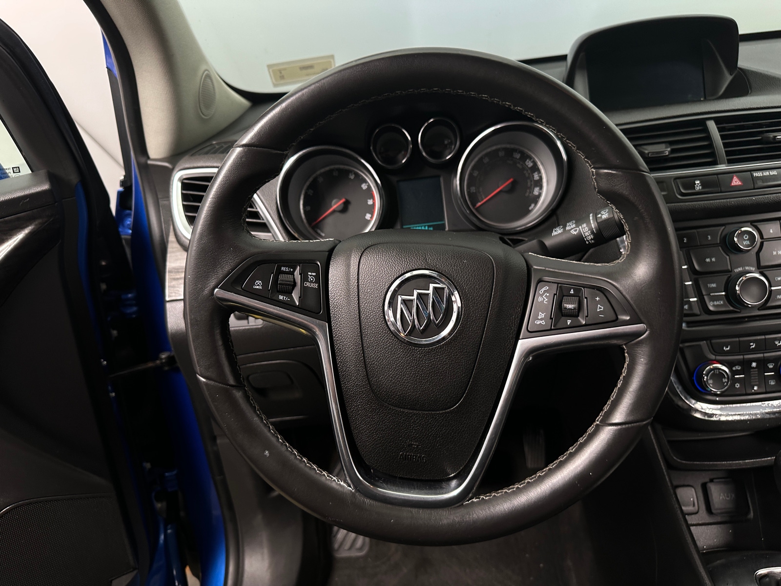 Thumbnail: 2015 Buick Encore - 5