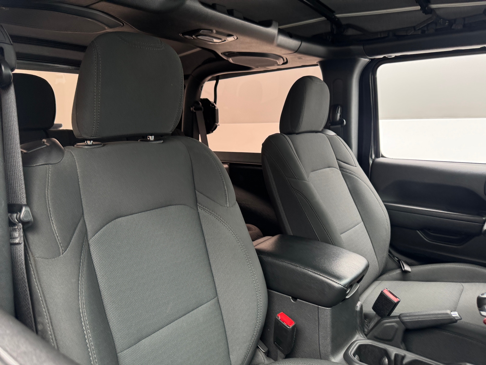 Thumbnail: 2022 Jeep Wrangler - 2