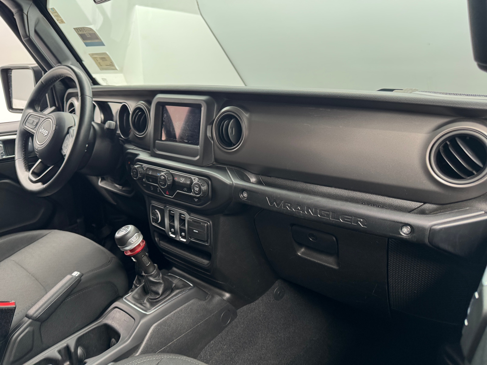 Thumbnail: 2022 Jeep Wrangler - 3