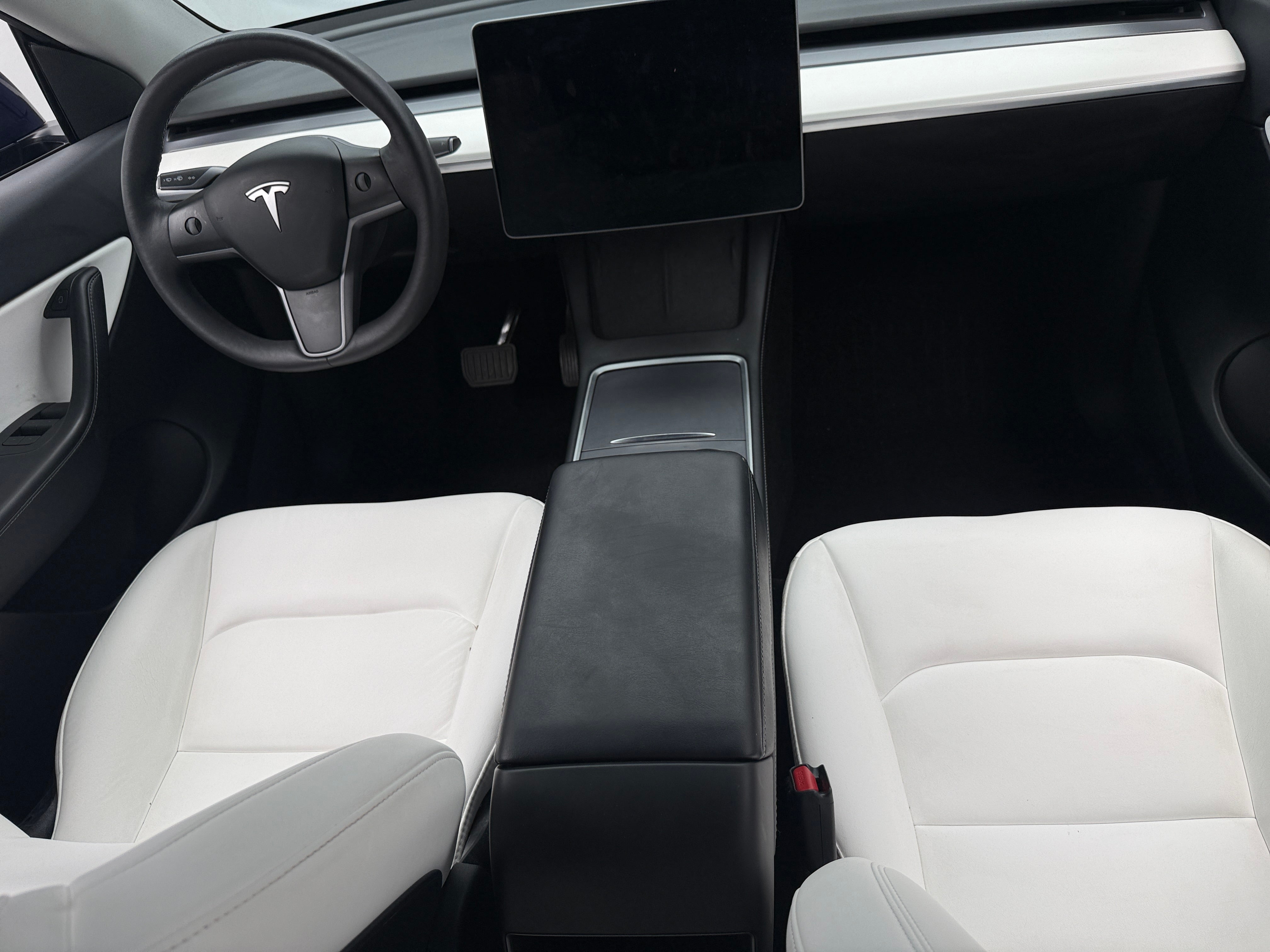 Used 2022 Tesla Model Y Long Range with VIN 7SAYGDEE8NF486272 for sale in Auburn, WA