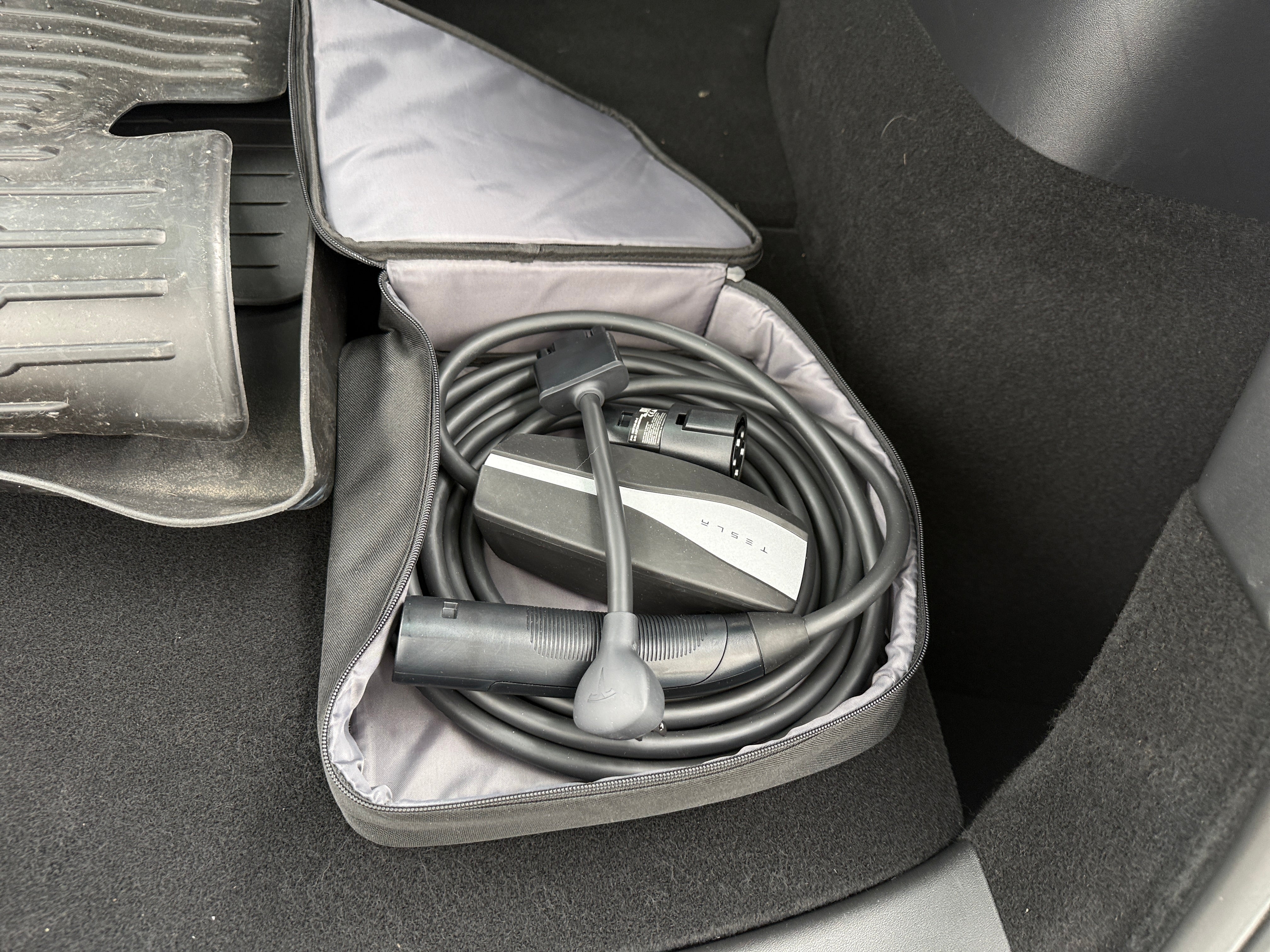 Used 2022 Tesla Model Y Long Range with VIN 7SAYGDEE8NF486272 for sale in Auburn, WA