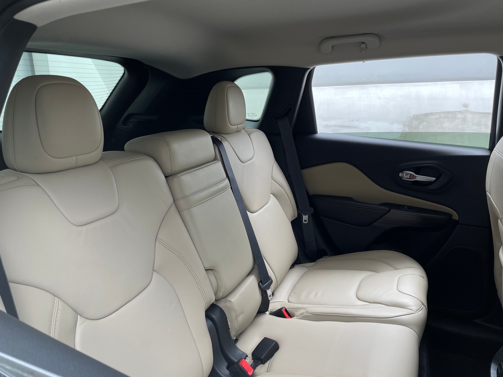 Thumbnail: 2016 Jeep Cherokee - 5