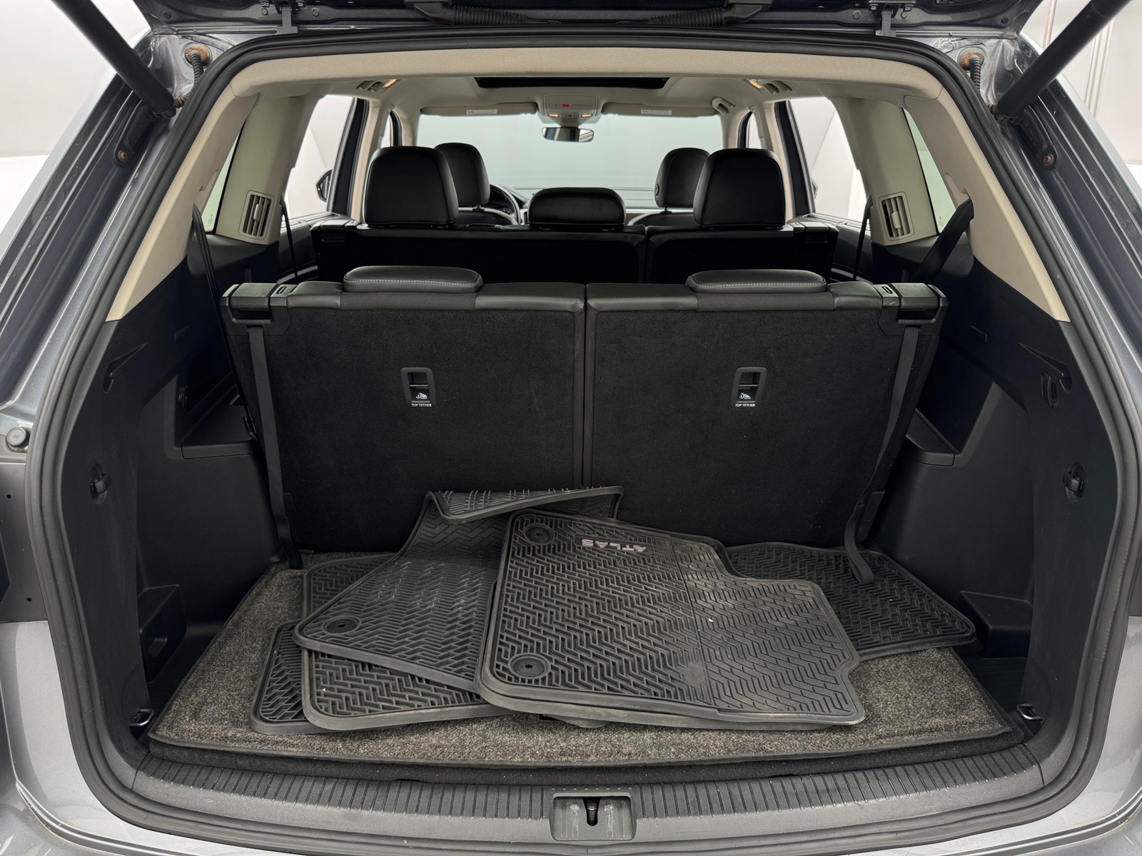 Thumbnail: 2018 Volkswagen Atlas - 6