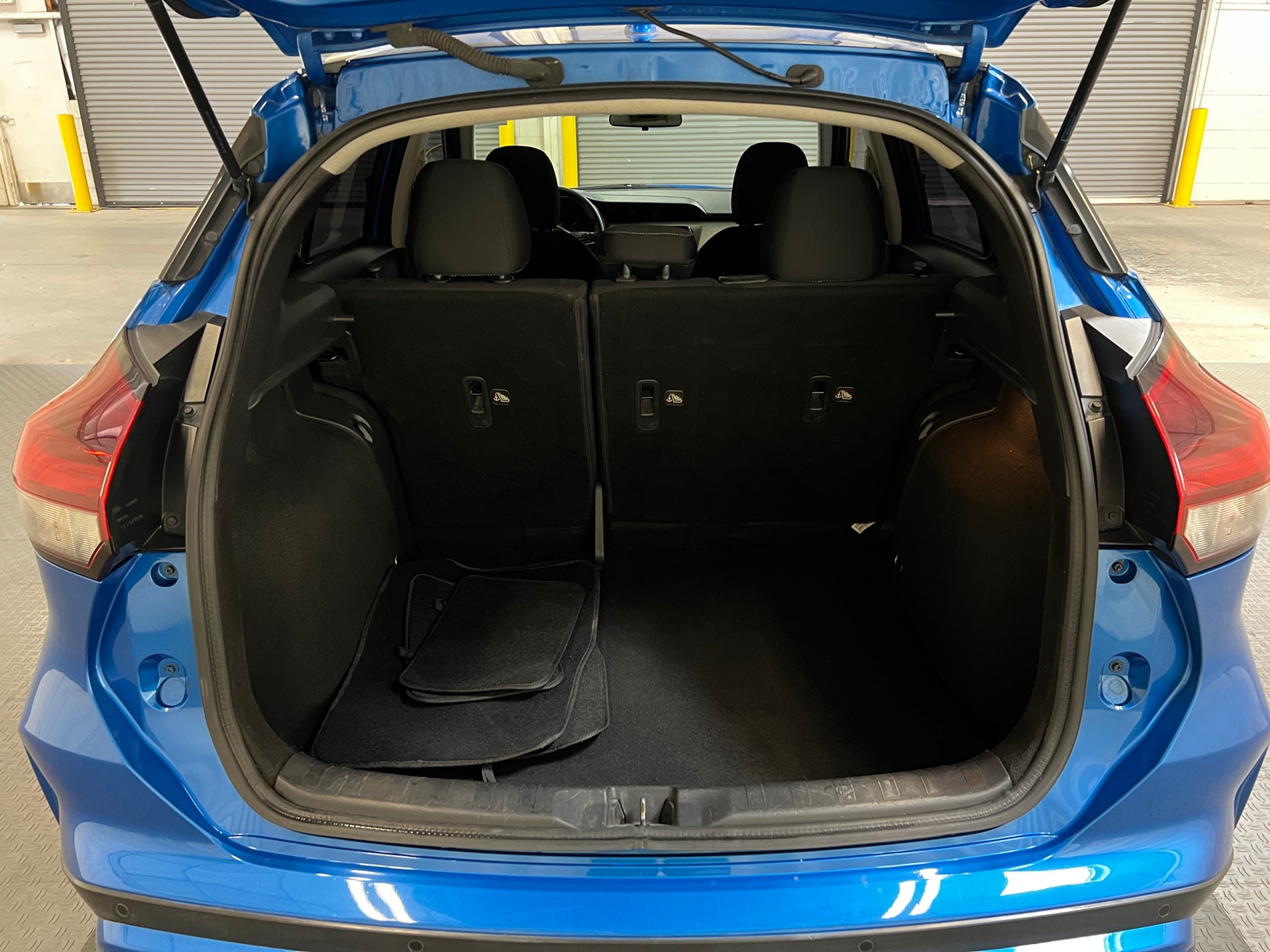 Thumbnail: 2021 Nissan Kicks - 7