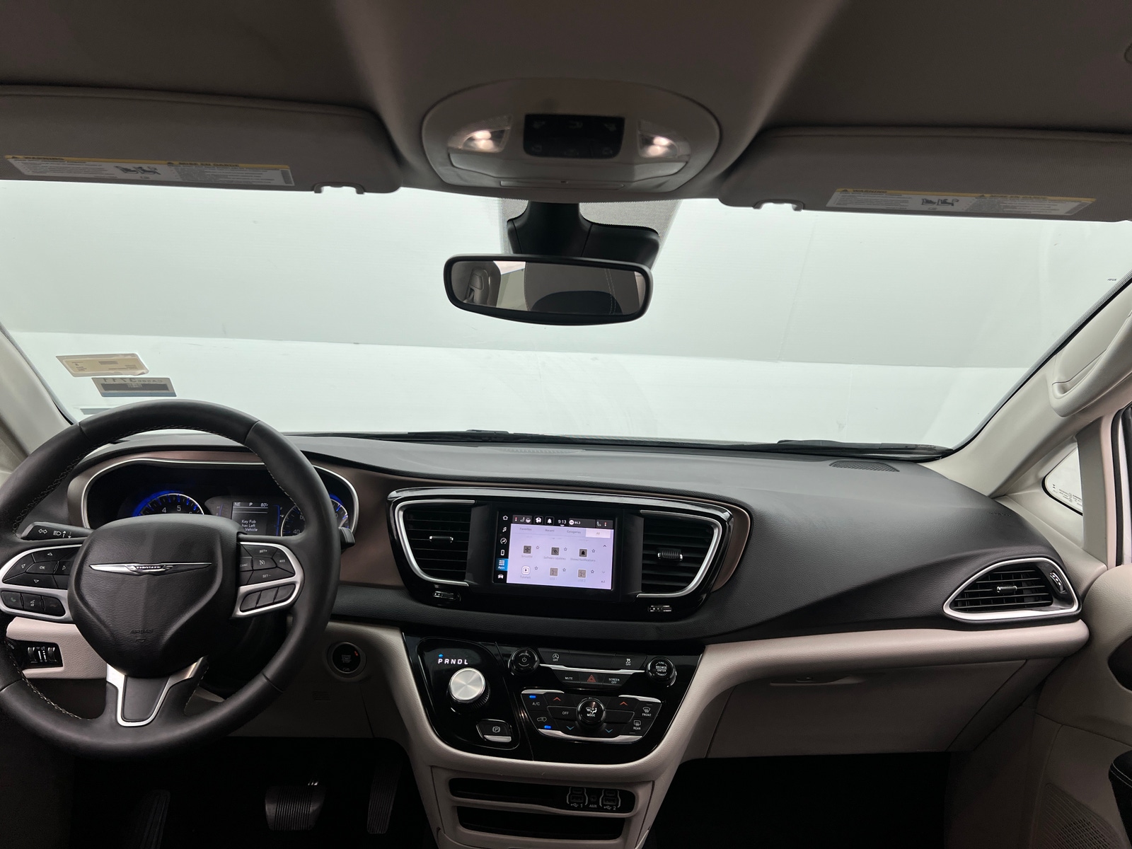Thumbnail: 2024 Chrysler Voyager - 3