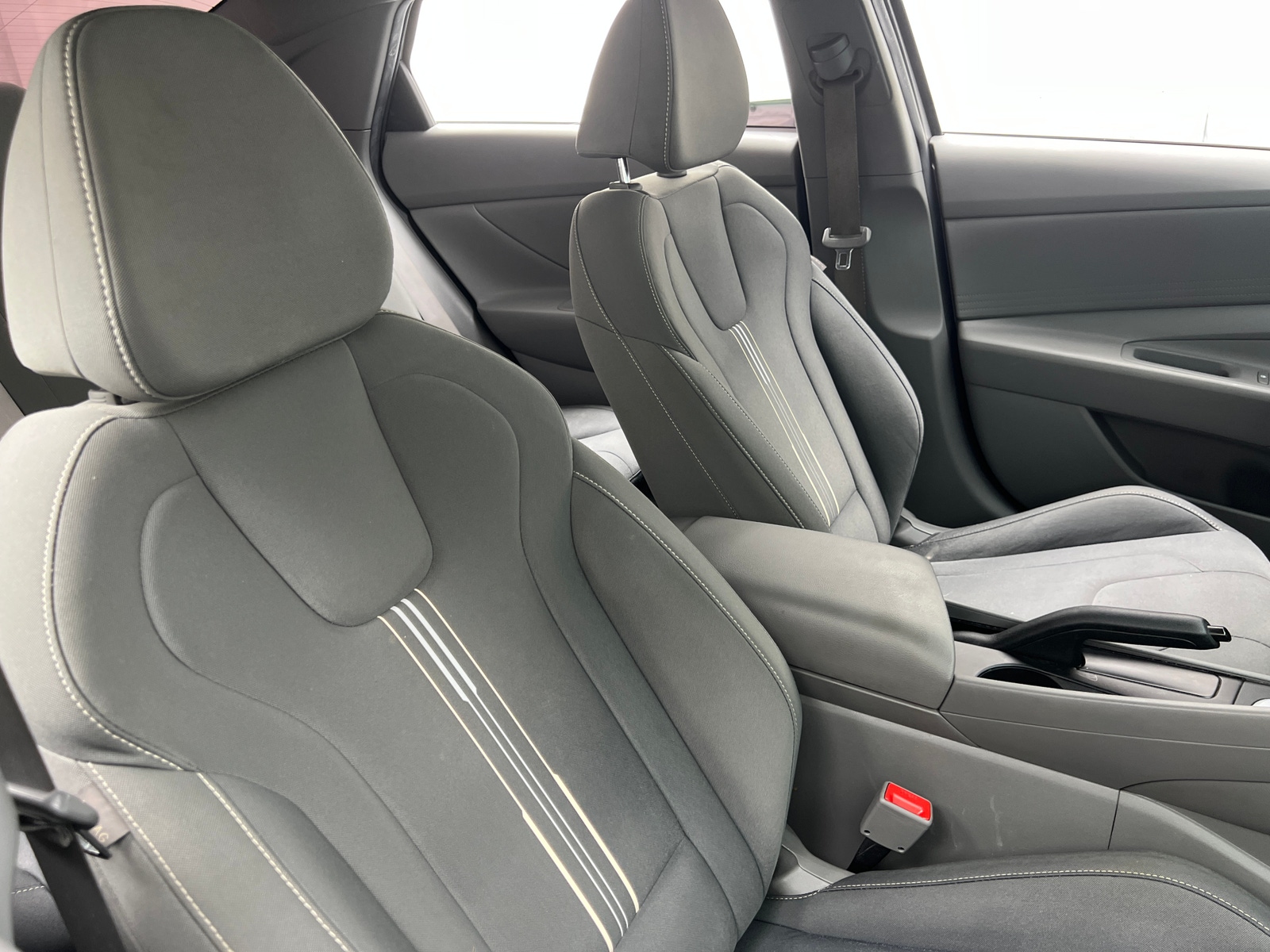 Thumbnail: 2023 Hyundai Elantra - 2