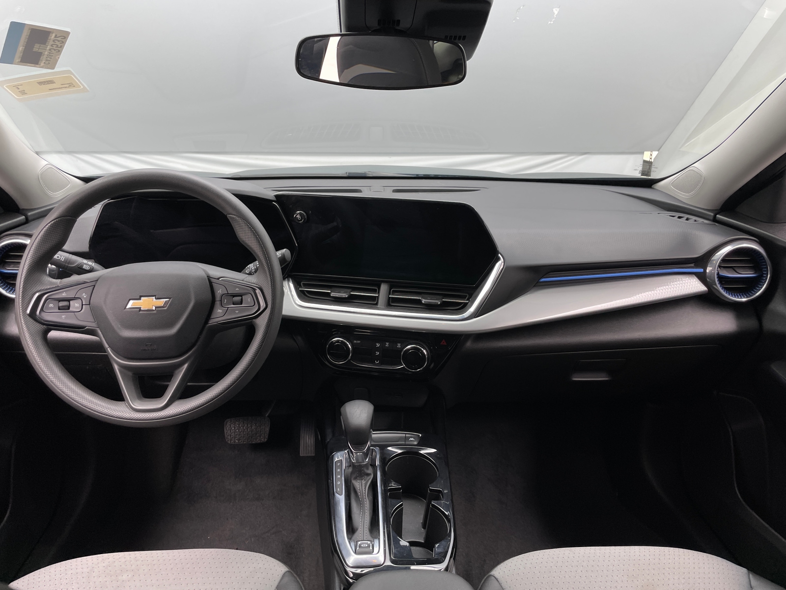 Thumbnail: 2025 Chevrolet Trax - 3
