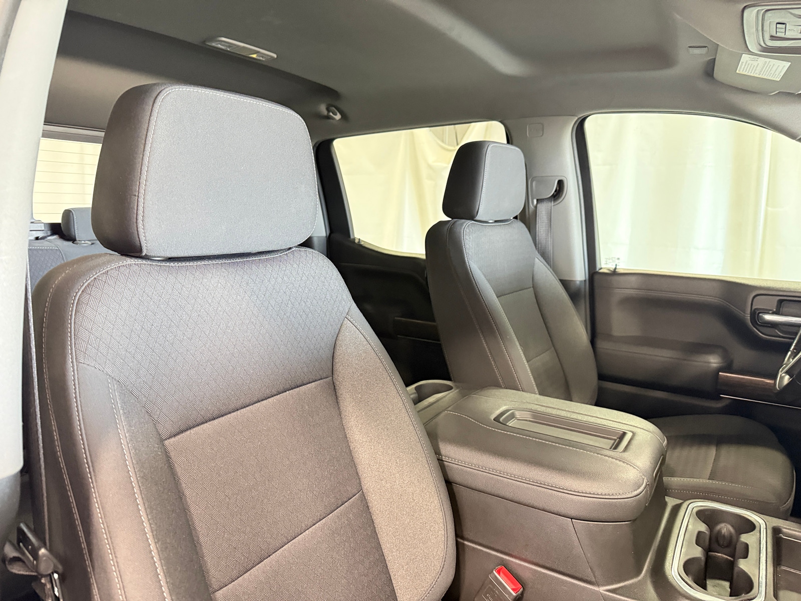 Thumbnail: 2021 Chevrolet Silverado 1500 - 2