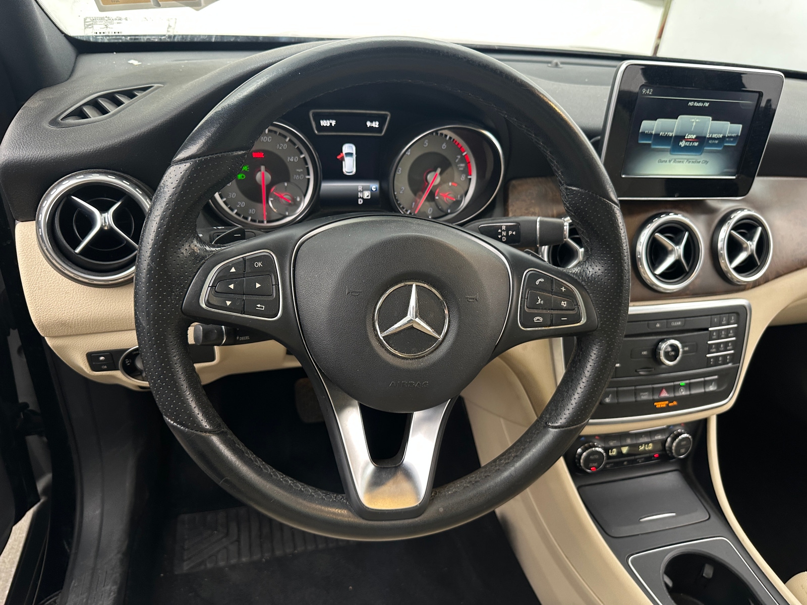Thumbnail: 2017 Mercedes-Benz GLA - 4