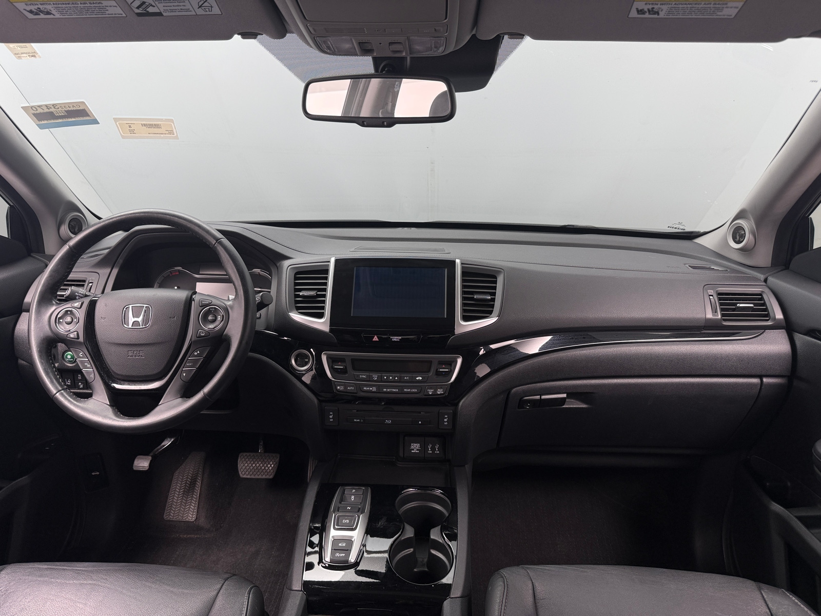 Thumbnail: 2016 Honda Pilot - 2