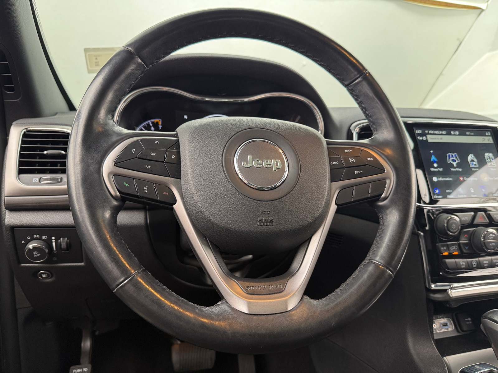 Thumbnail: 2020 Jeep Grand Cherokee - 5