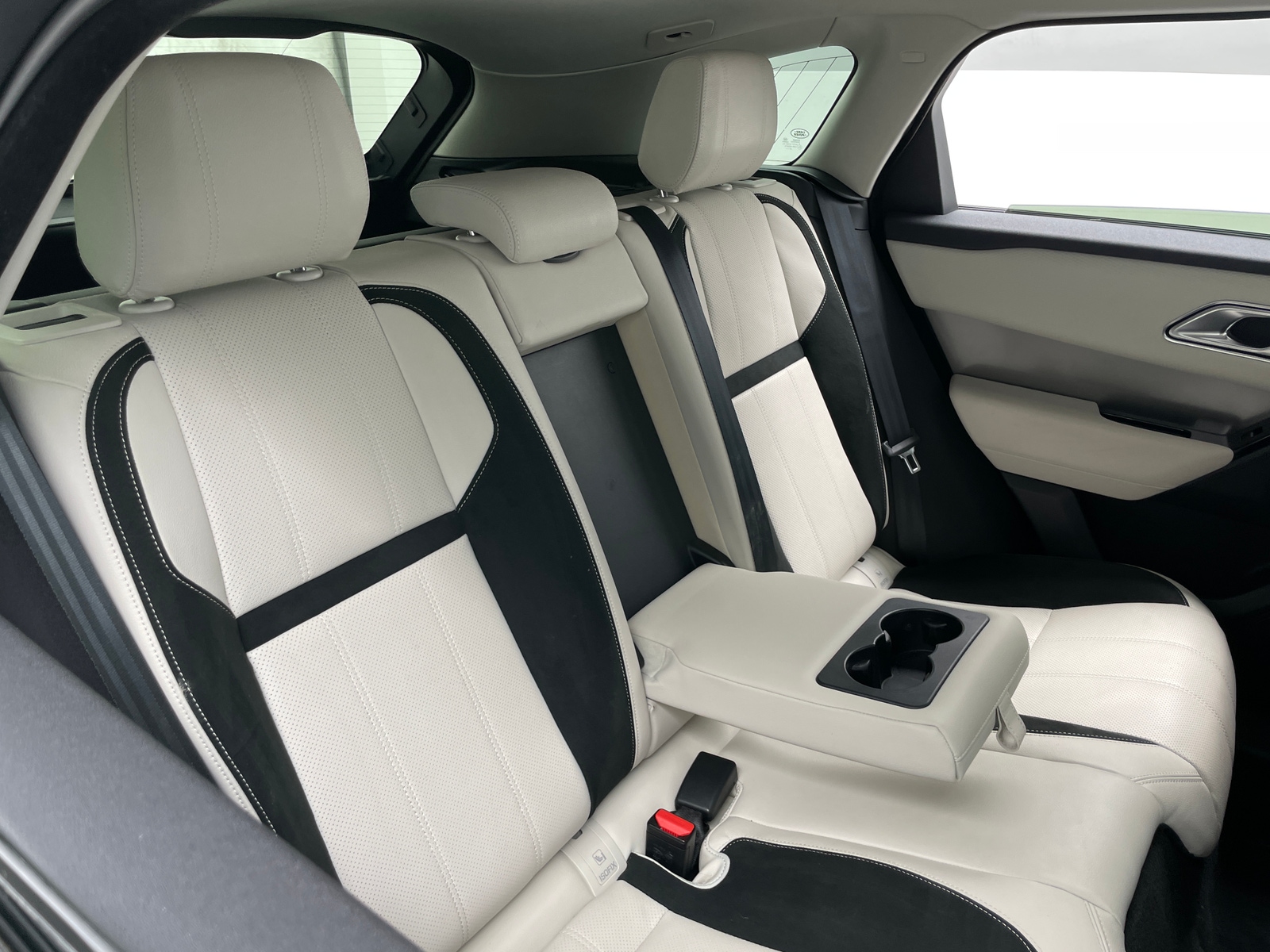 Thumbnail: 2019 Land Rover Range Rover Velar - 5