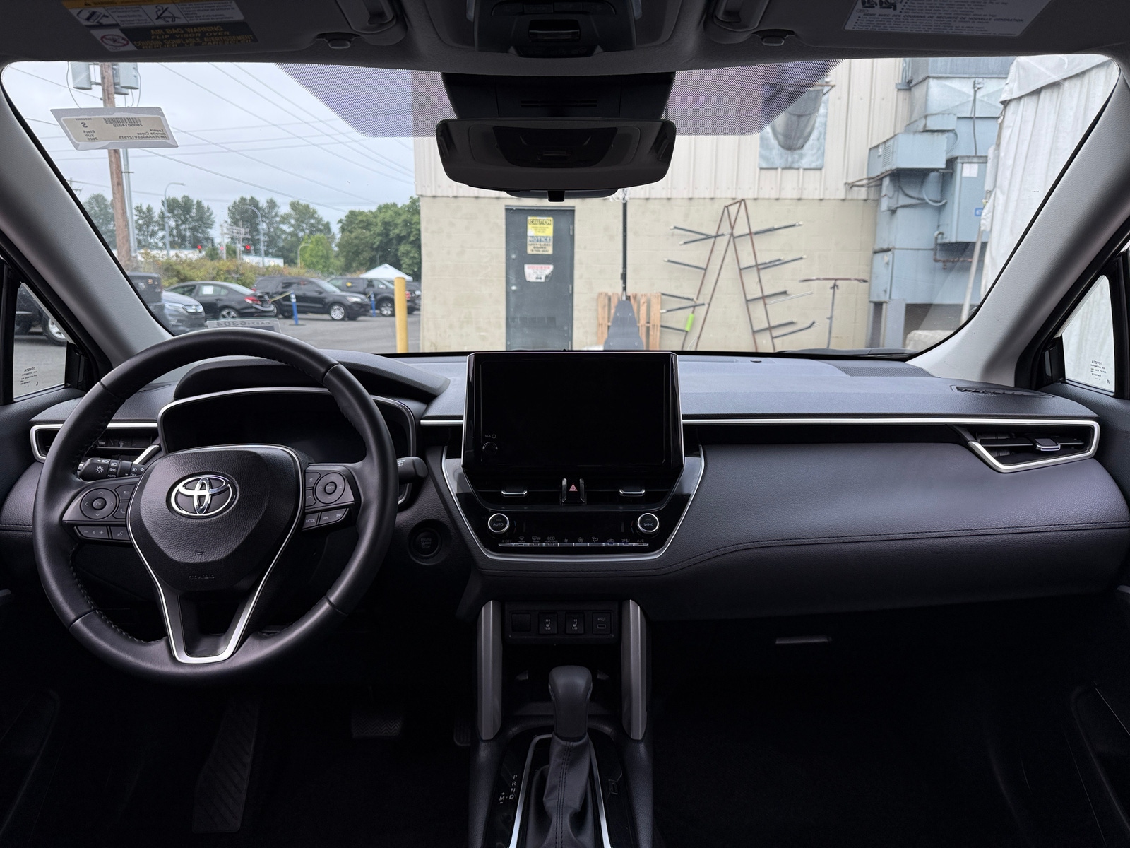 Thumbnail: 2025 Toyota Corolla Cross - 3