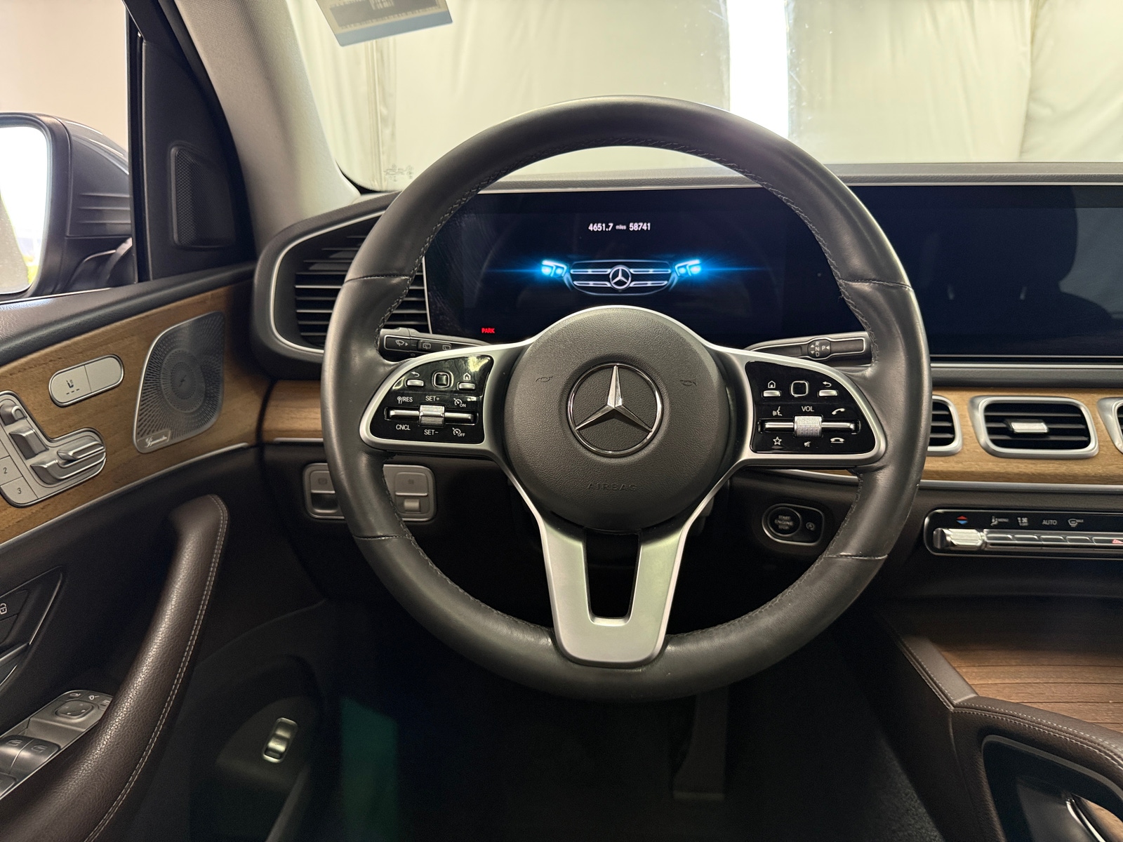 Thumbnail: 2020 Mercedes-Benz GLE - 4