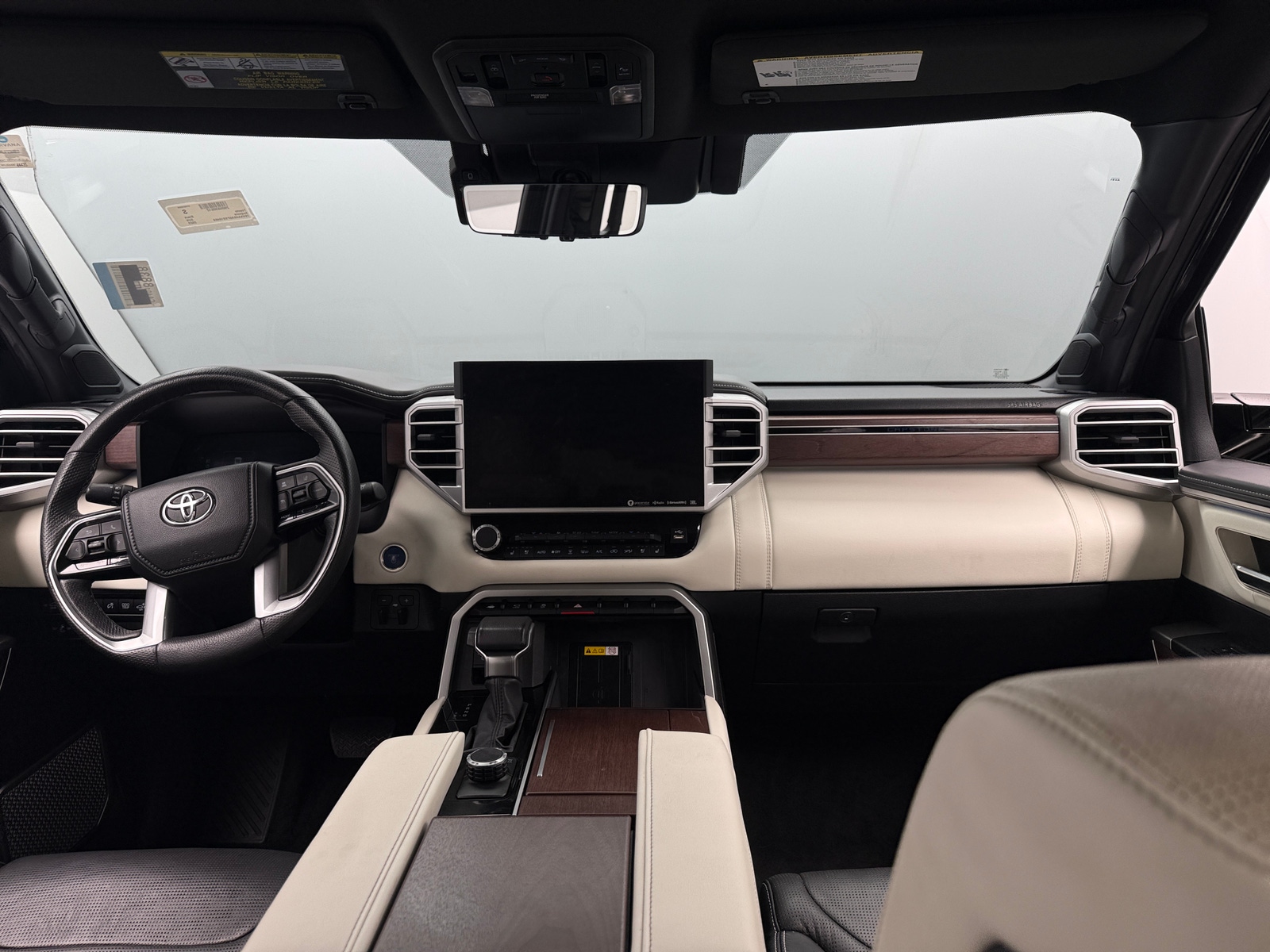 Thumbnail: 2023 Toyota Sequoia - 2