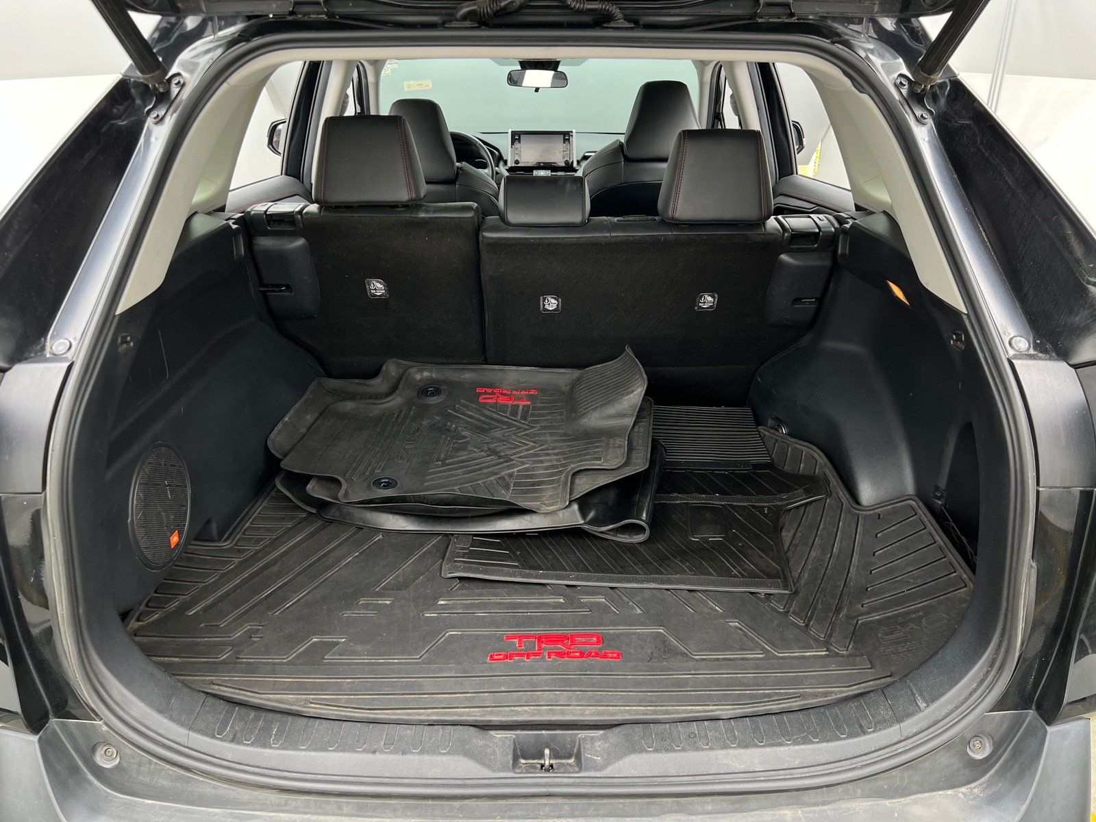 Thumbnail: 2020 Toyota RAV4 - 6