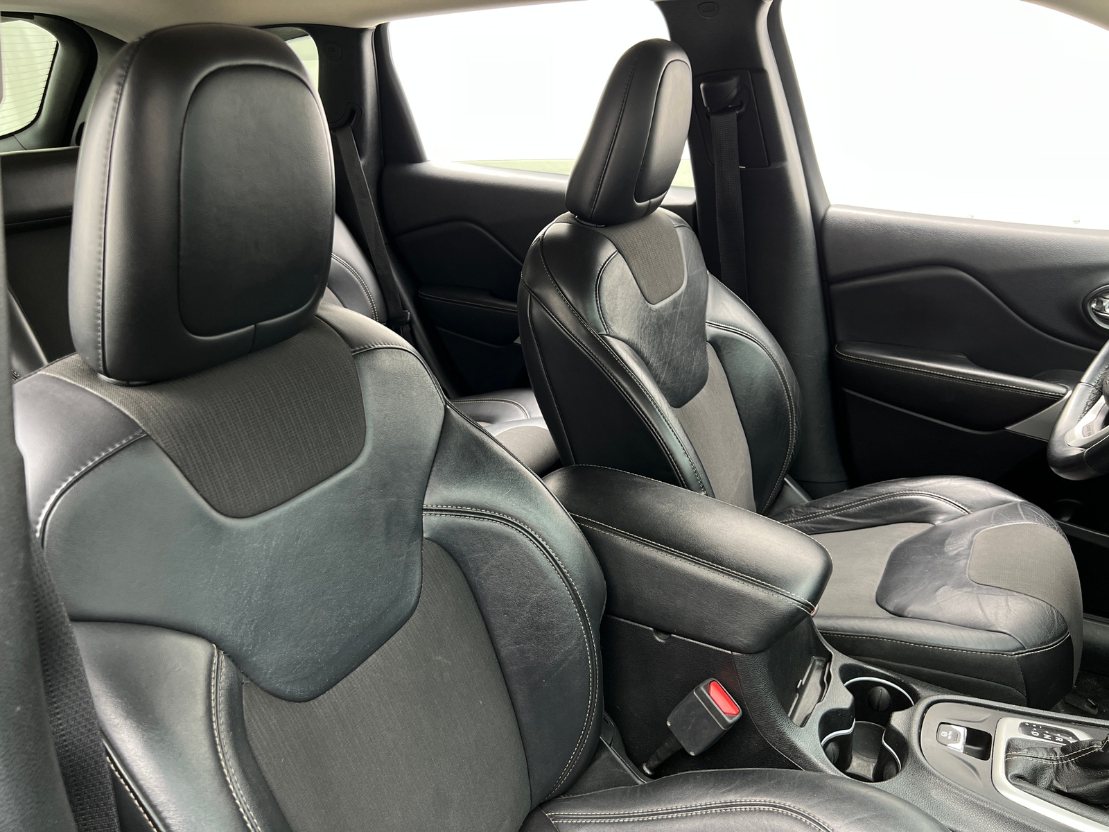 Thumbnail: 2018 Jeep Cherokee - 2