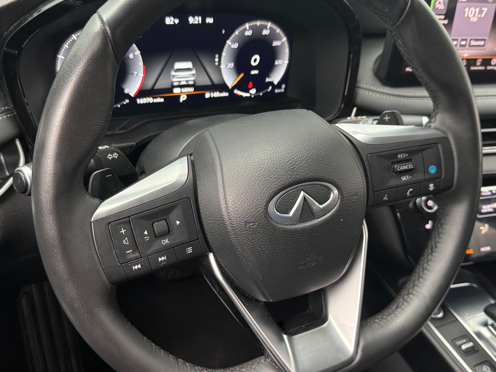 Thumbnail: 2023 INFINITI QX60 - 4