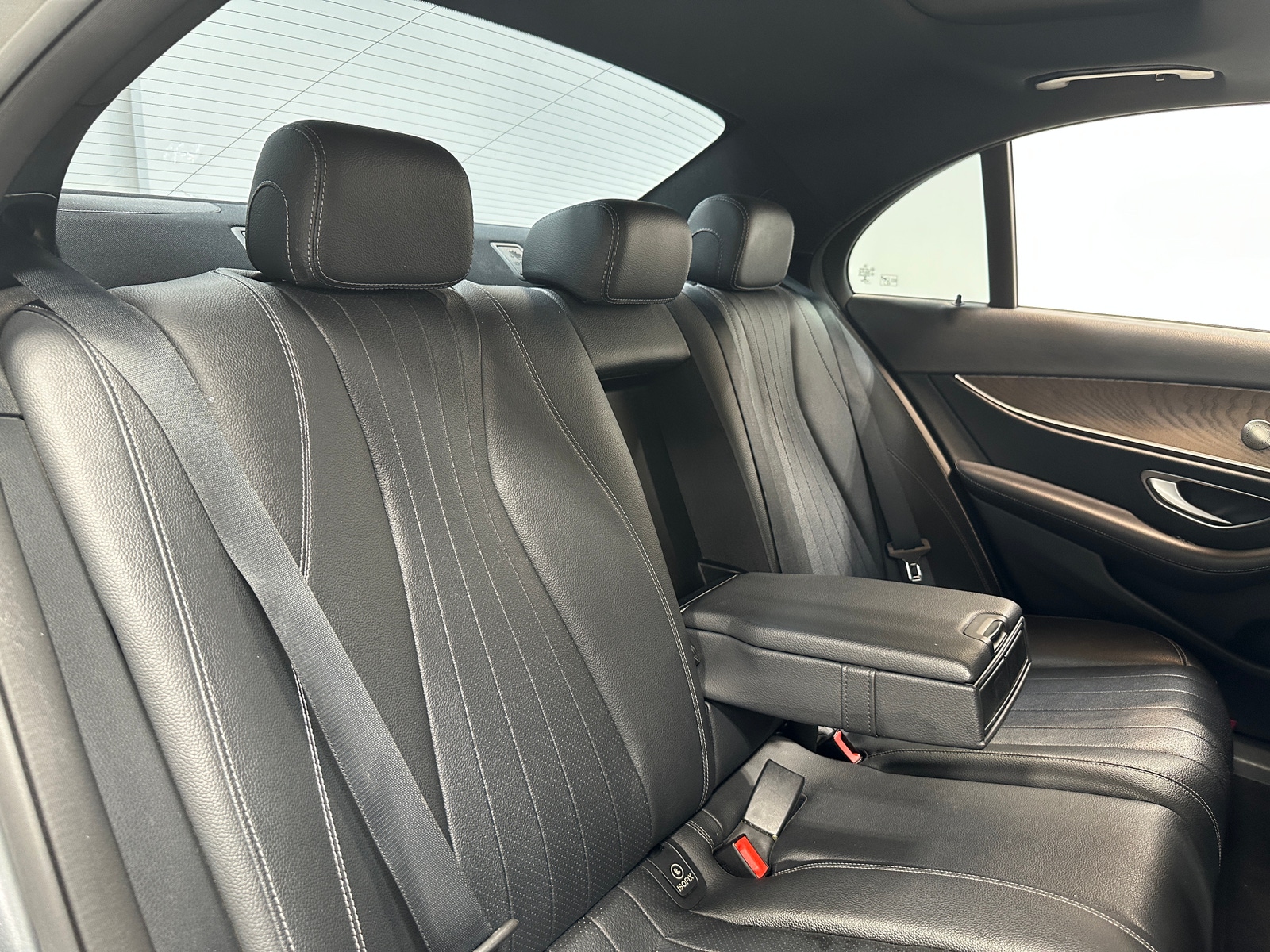 Thumbnail: 2021 Mercedes-Benz E-Class - 5