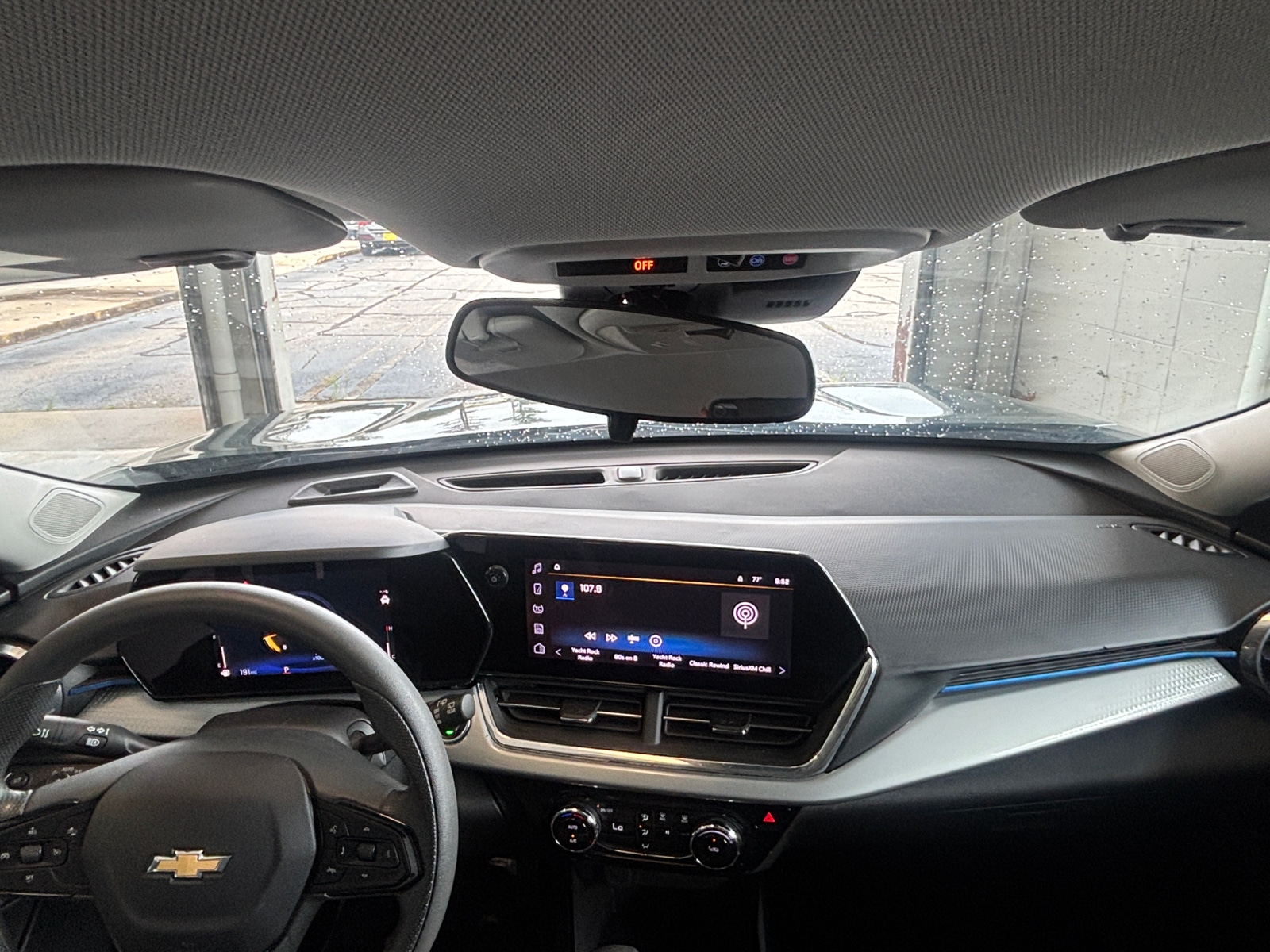 Thumbnail: 2025 Chevrolet Trax - 3