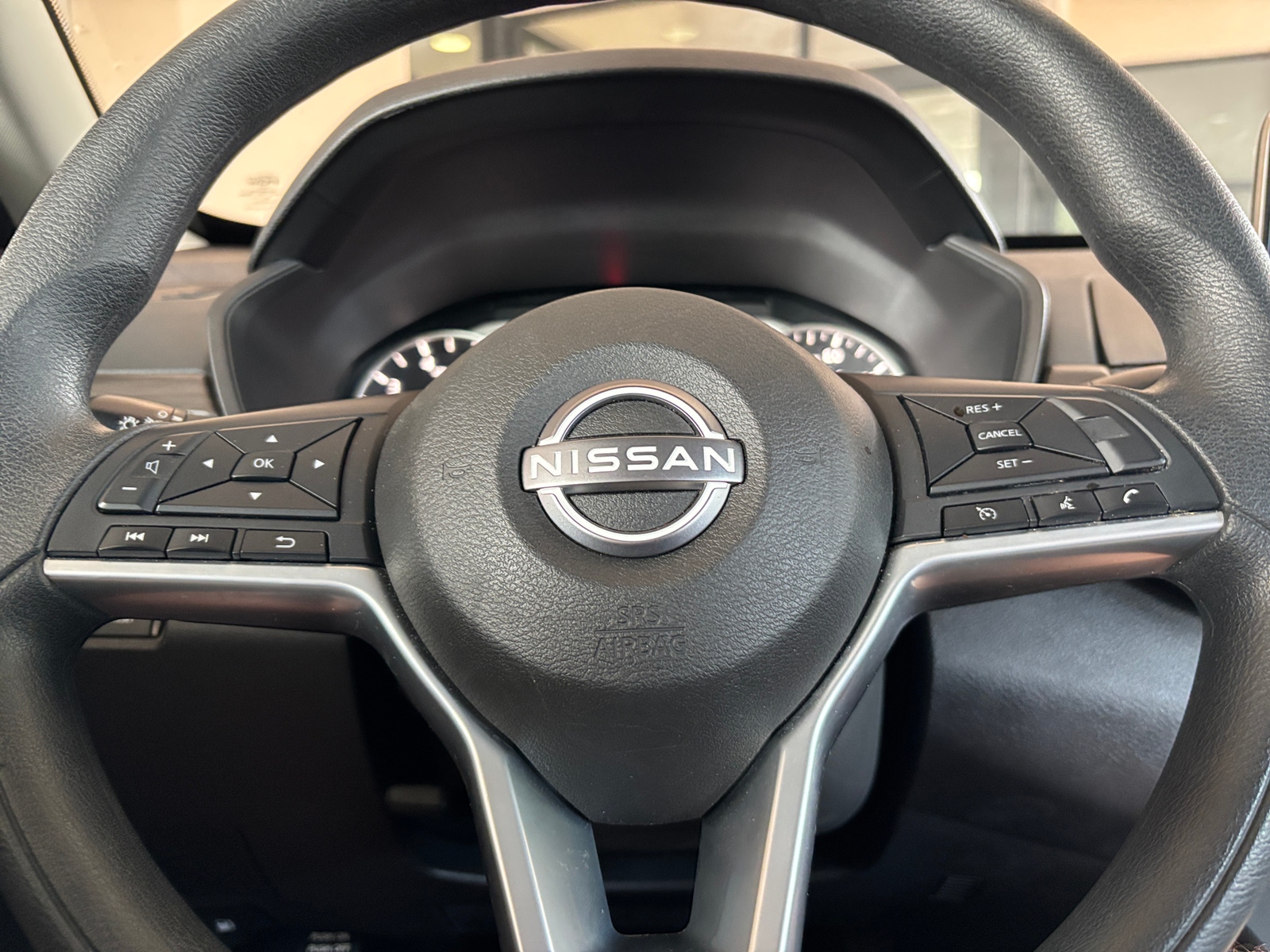 Thumbnail: 2025 Nissan Altima - 5