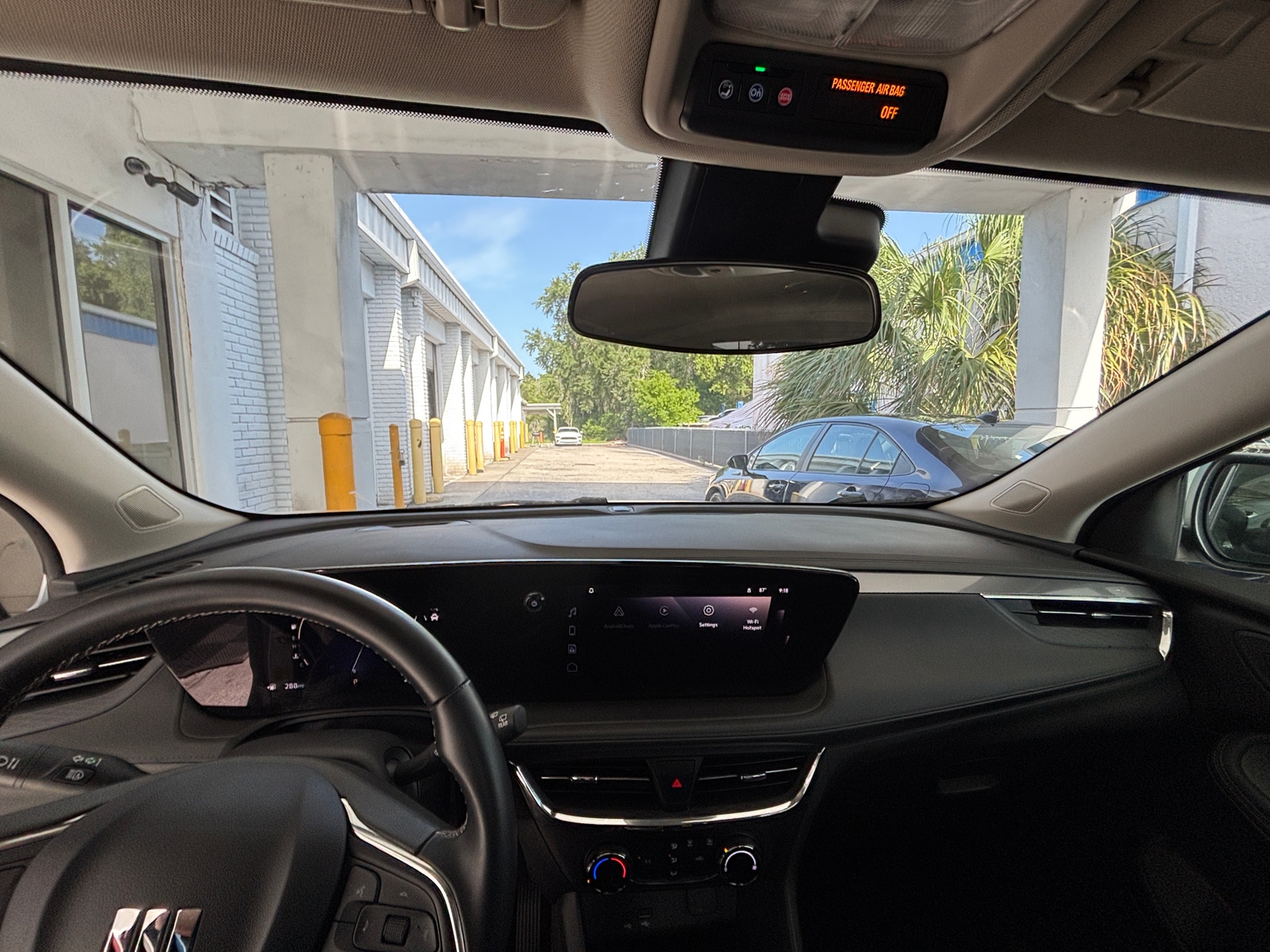 Thumbnail: 2025 Buick Encore GX - 3